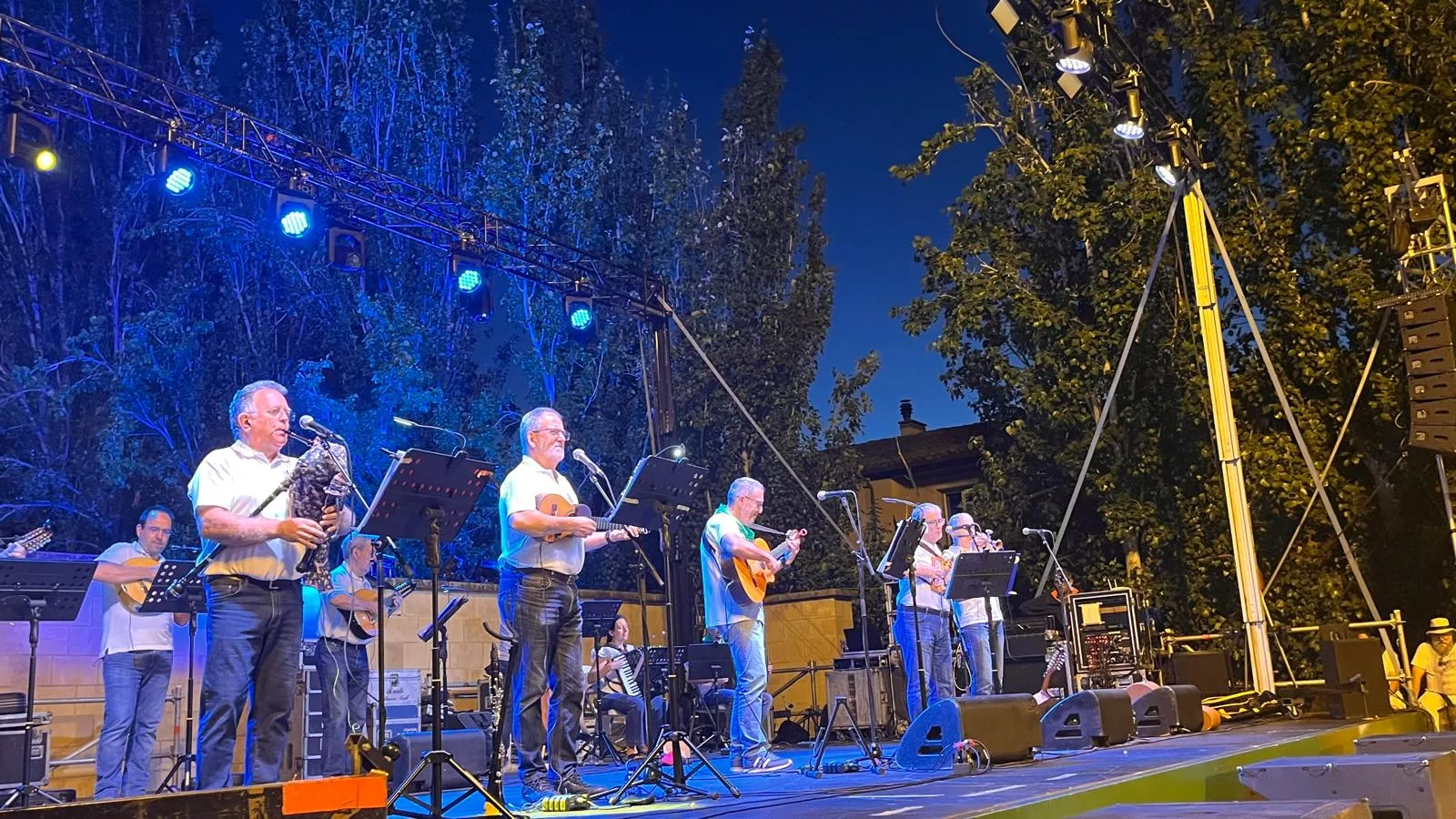 La Ronda de Boltaña en la plaza General Alsina. Foto: Mercedes Manterola