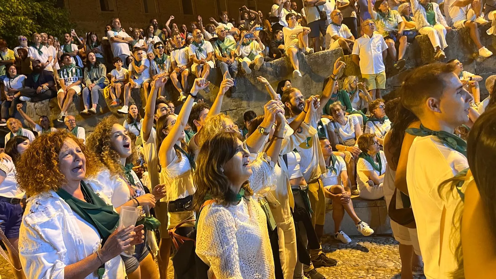 La Ronda de Boltaña en la plaza General Alsina. Foto: Mercedes Manterola