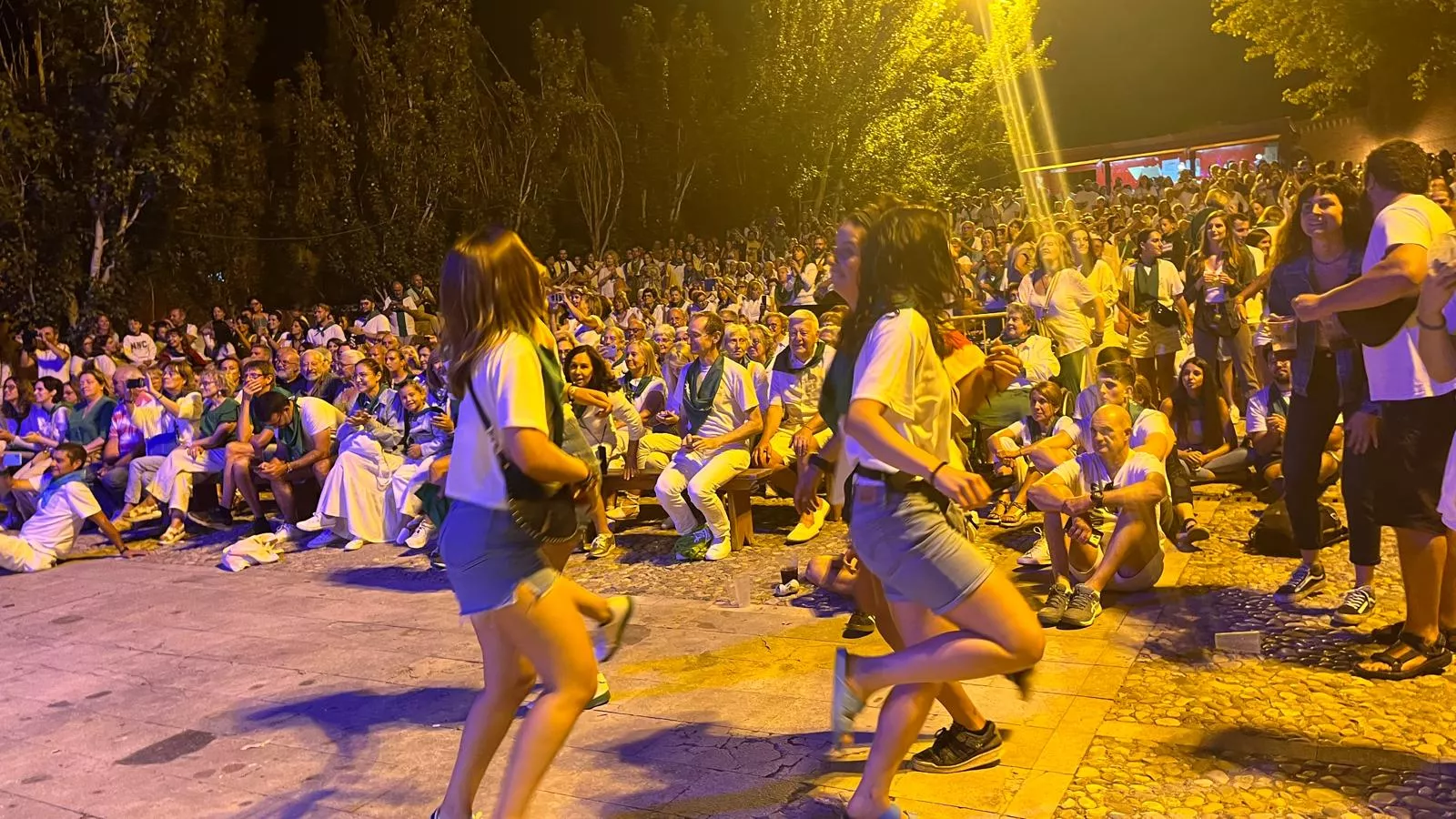 La Ronda de Boltaña en la plaza General Alsina. Foto: Mercedes Manterola
