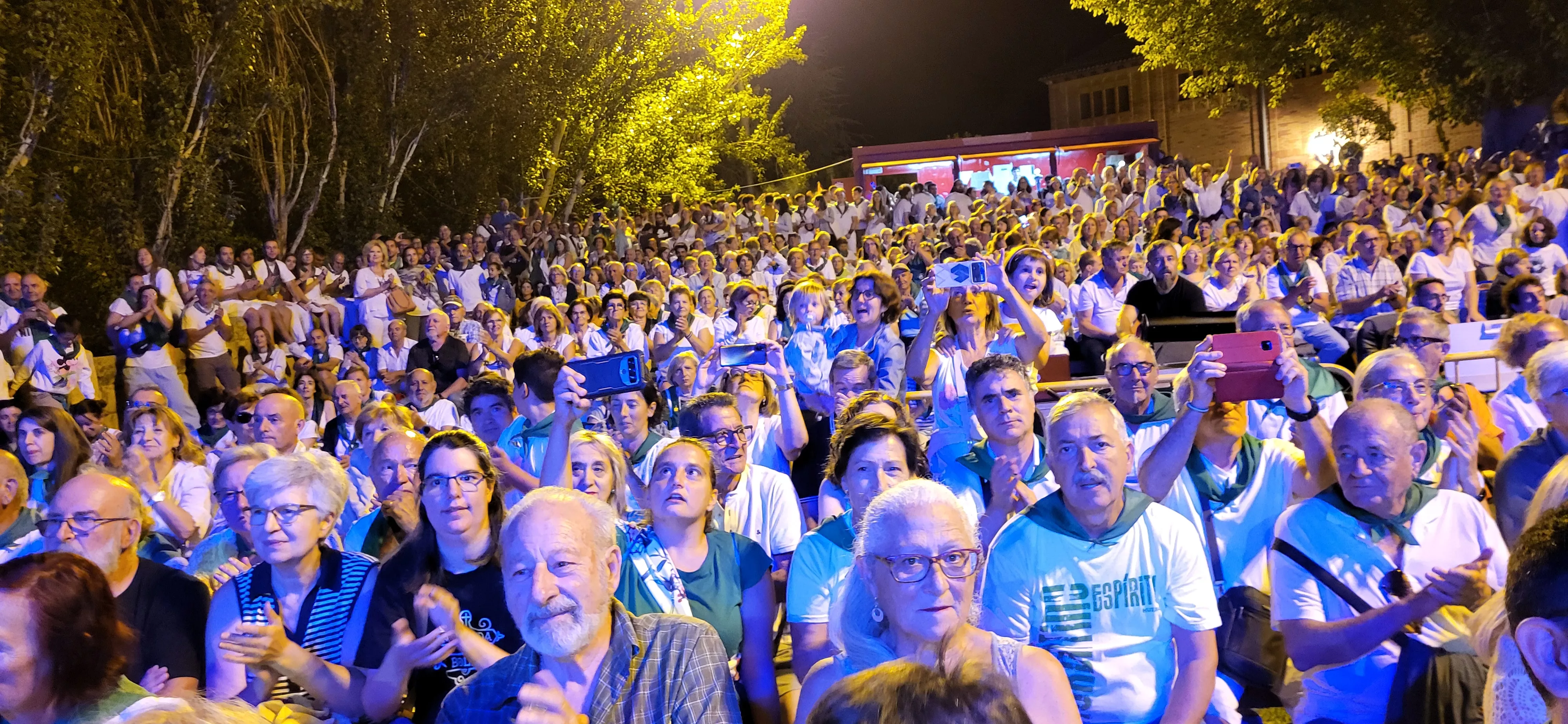 La Ronda de Boltaña en la plaza General Alsina. Foto: Mercedes Manterola