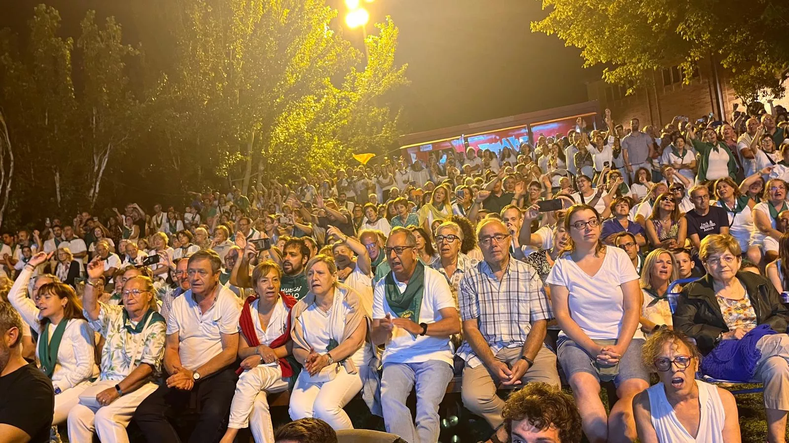 La Ronda de Boltaña en la plaza General Alsina. Foto: Mercedes Manterola