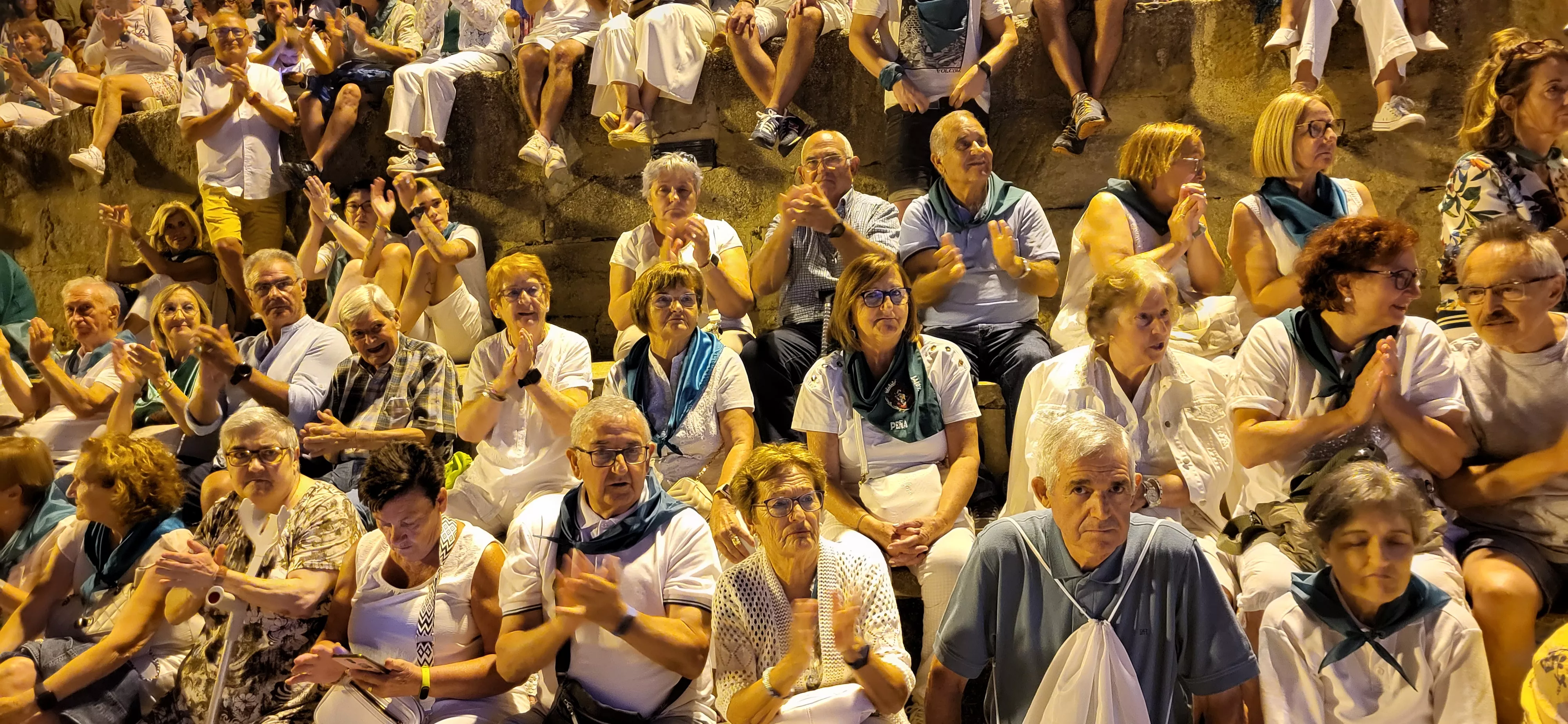 La Ronda de Boltaña en la plaza General Alsina. Foto: Mercedes Manterola
