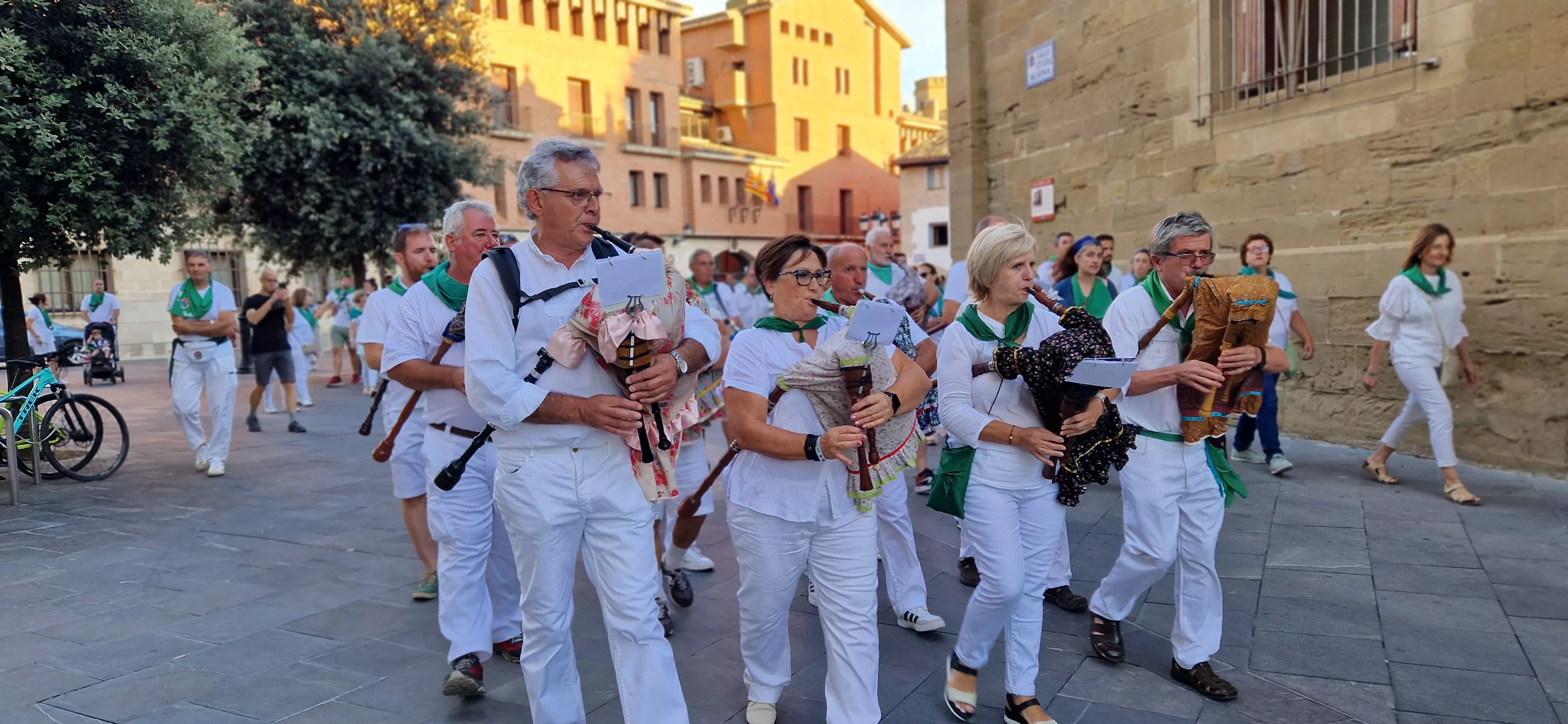 Trobada de Gaiteros de Aragón y de Gaiters de Tierra Plana. Foto Myriam Martínez