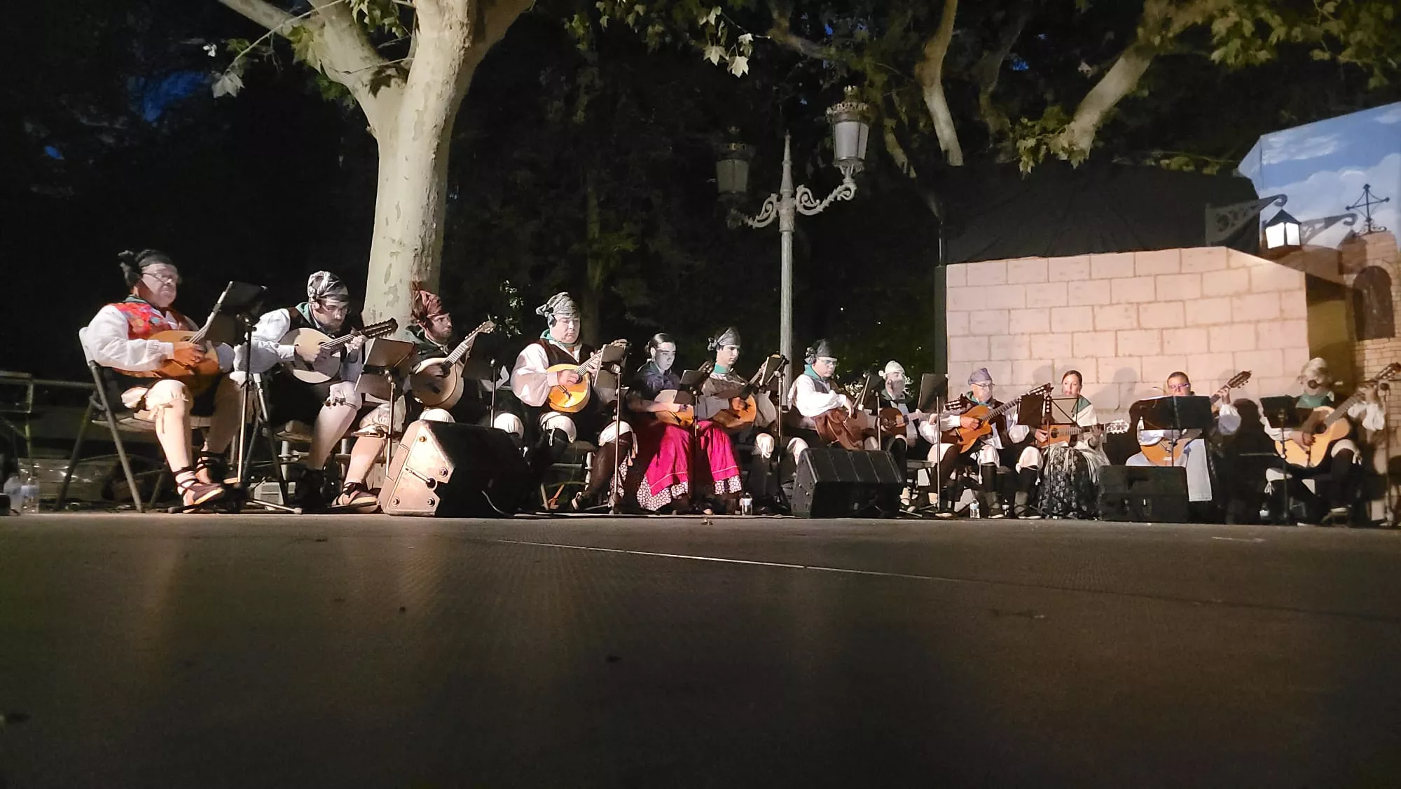 Elenco Aragonés en el Parque Miguel Servet de Huesca