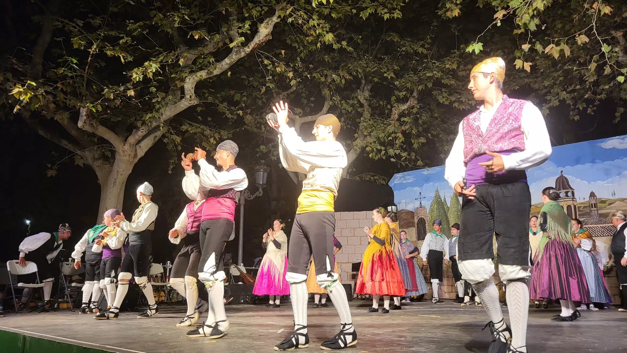 Elenco Aragonés en el Parque Miguel Servet de Huesca