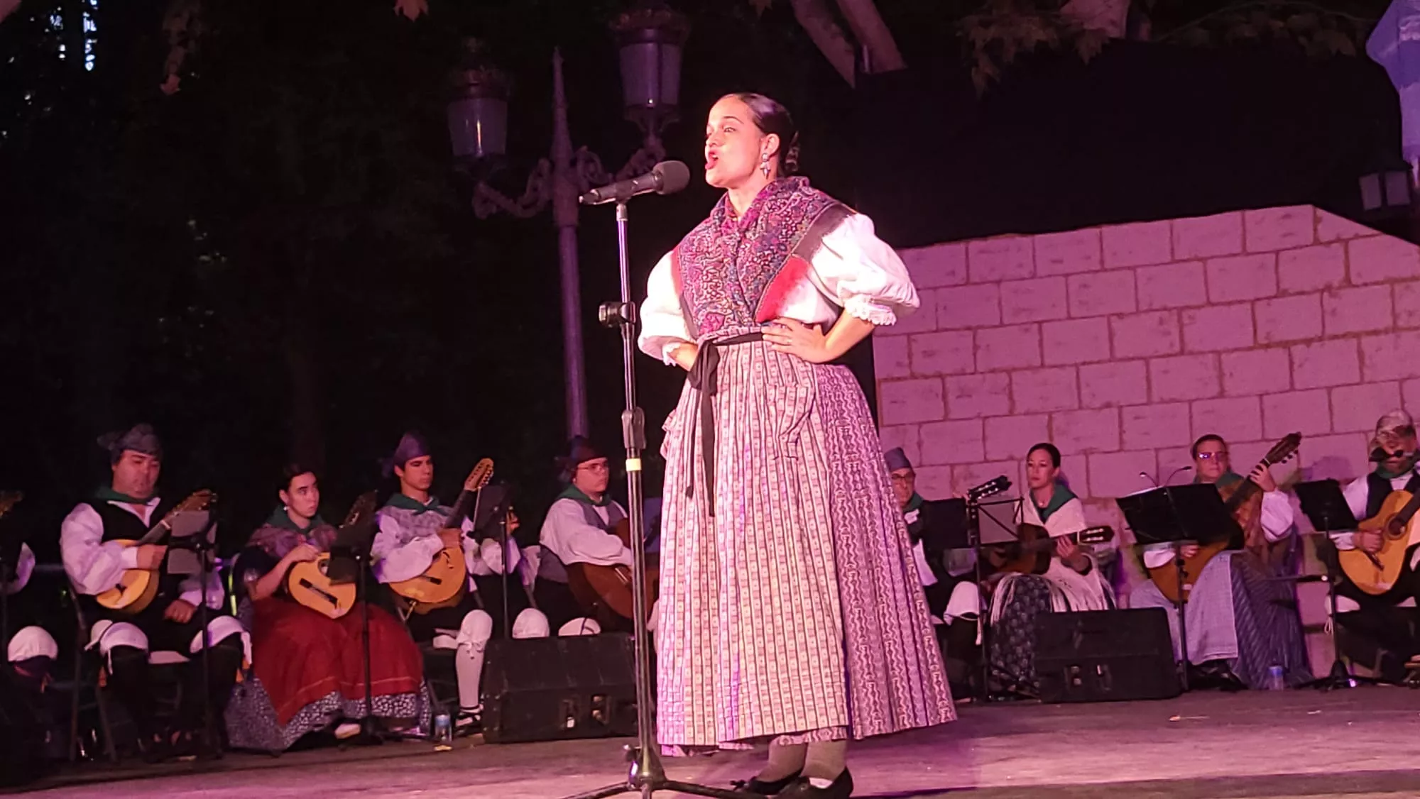 Elenco Aragonés en el Parque Miguel Servet de Huesca