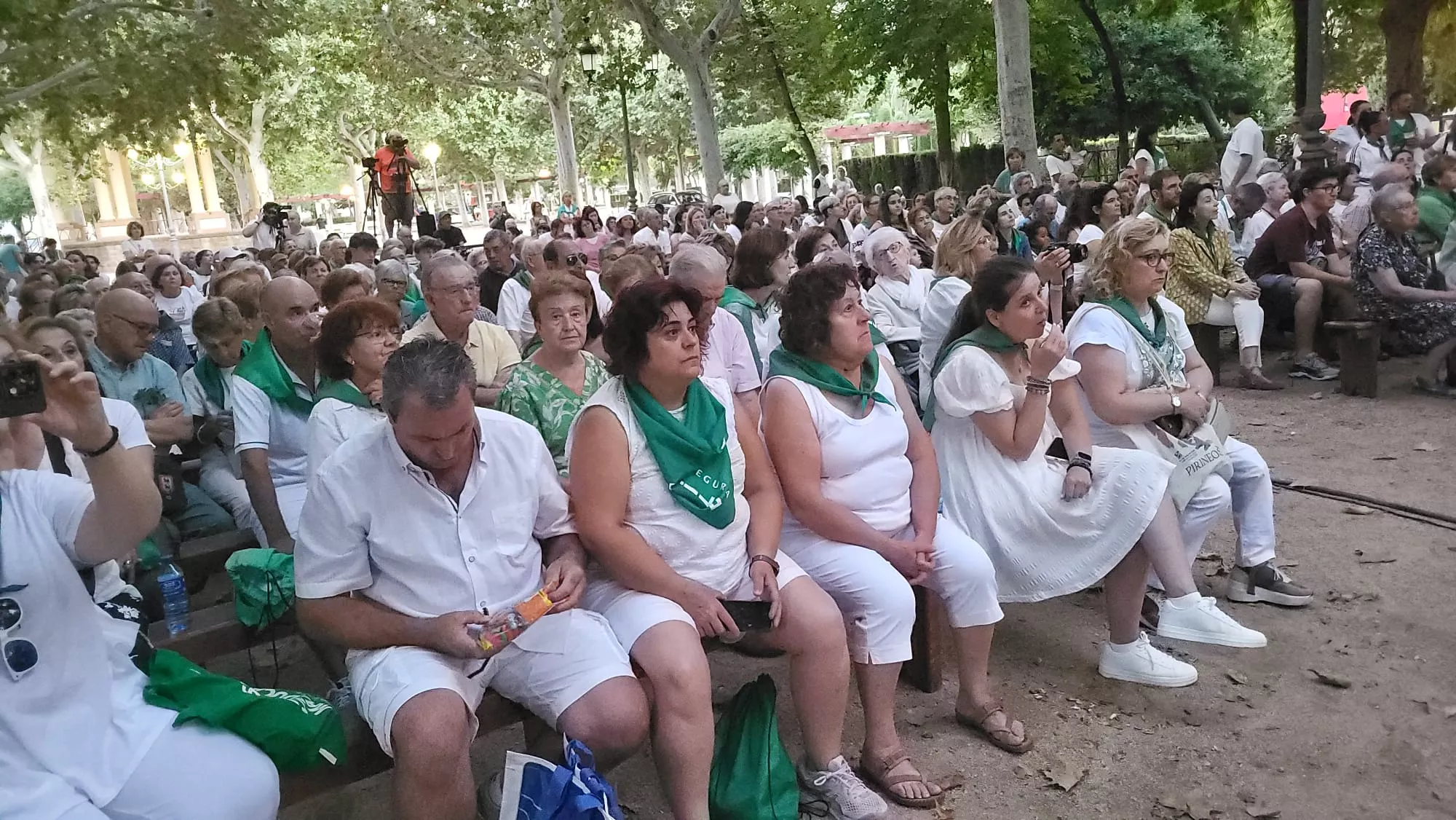 Elenco Aragonés en el Parque Miguel Servet de Huesca