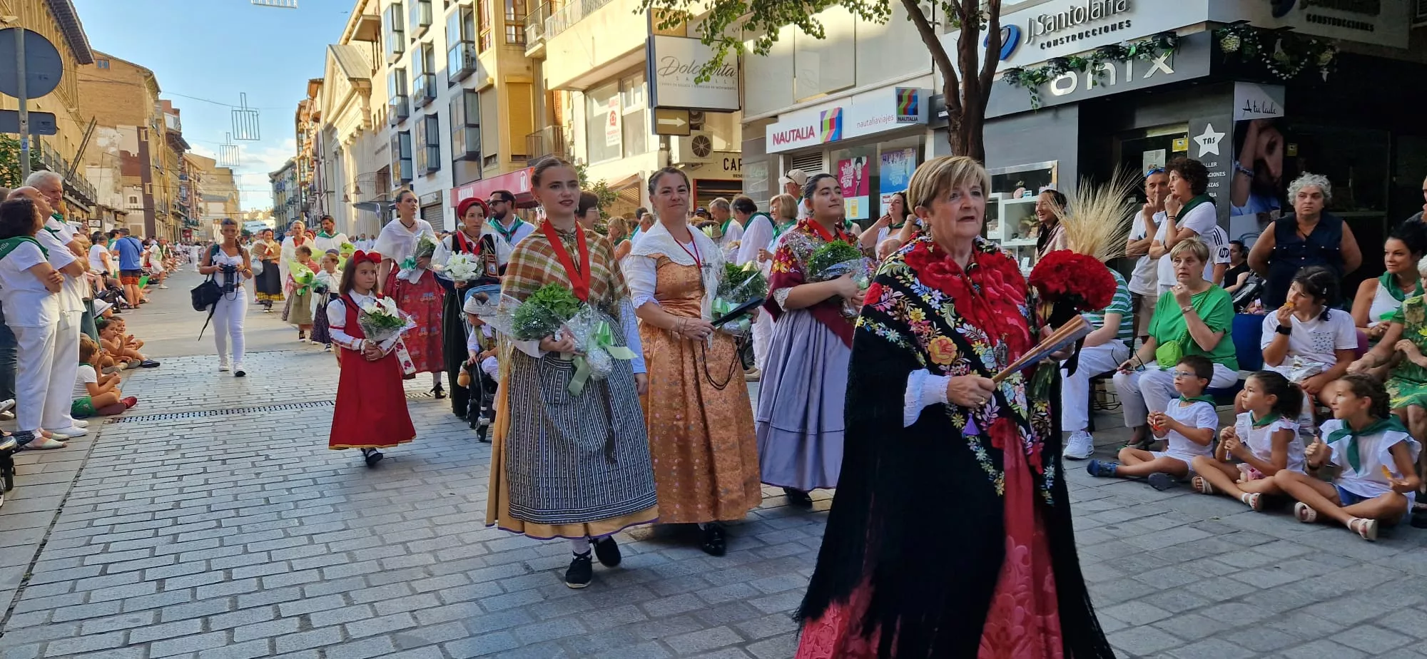Ofrenda de Flores y Frutos a San Lorenzo. Fotos Myriam Martínez