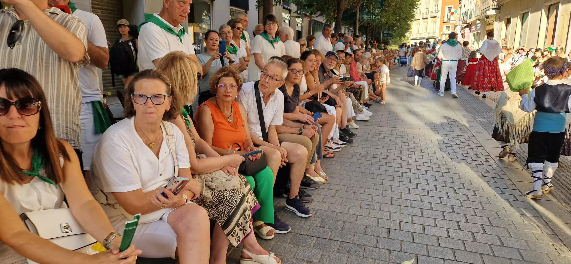 Ofrenda de Flores y Frutos a San Lorenzo. Fotos Myriam Martínez