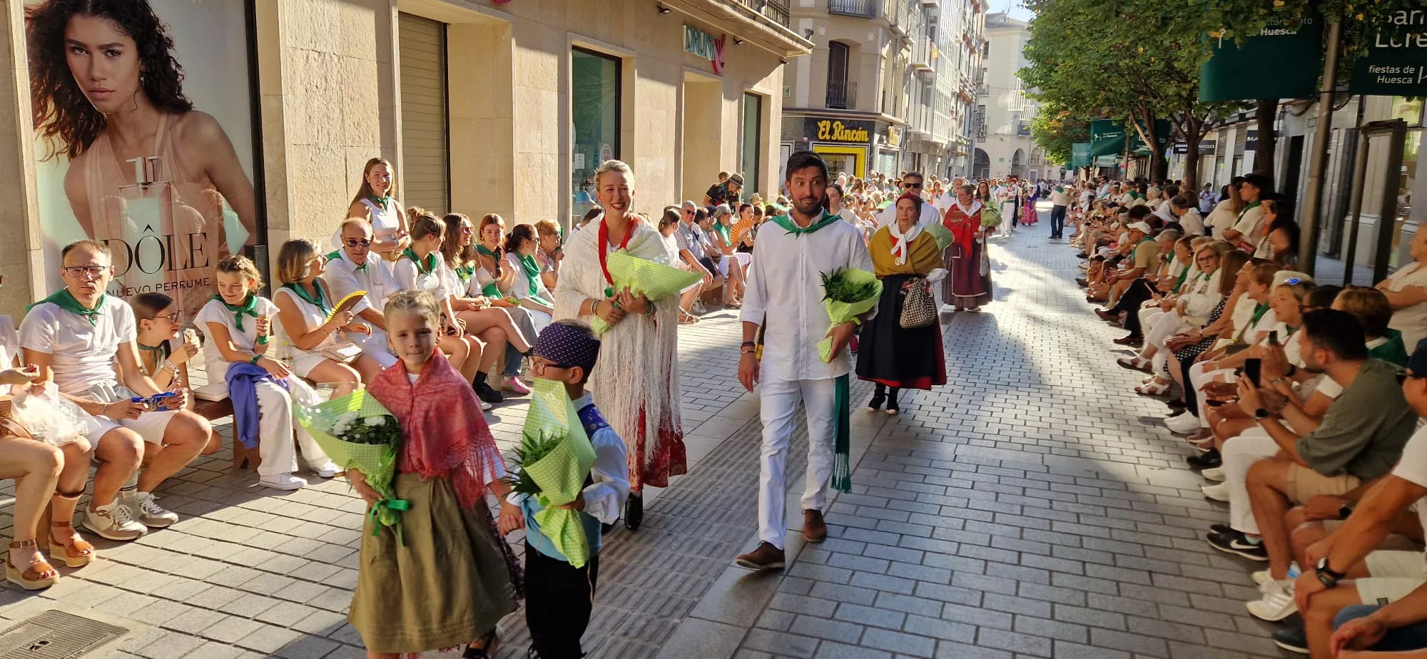 Ofrenda de Flores y Frutos a San Lorenzo. Fotos Myriam Martínez