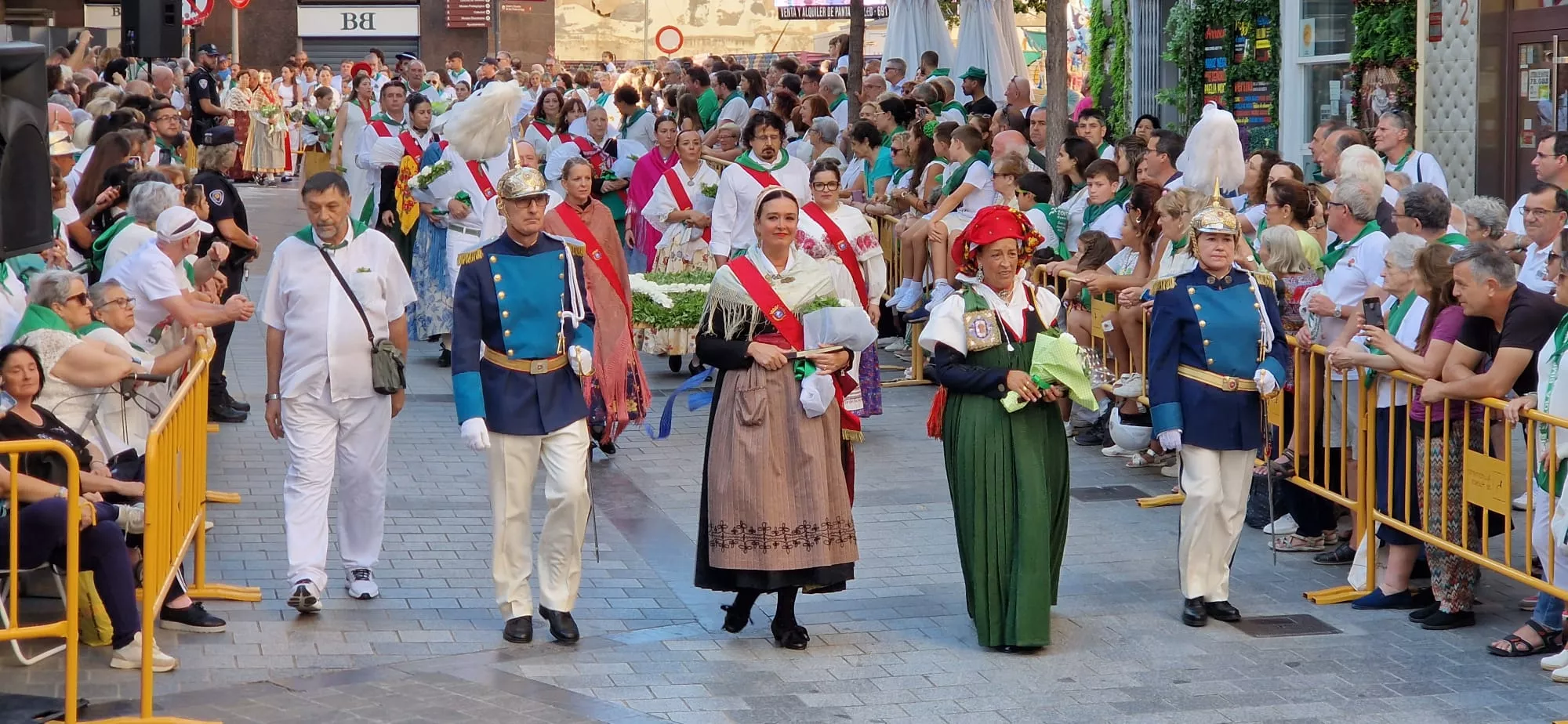 Ofrenda de Flores y Frutos a San Lorenzo. Fotos Myriam Martínez