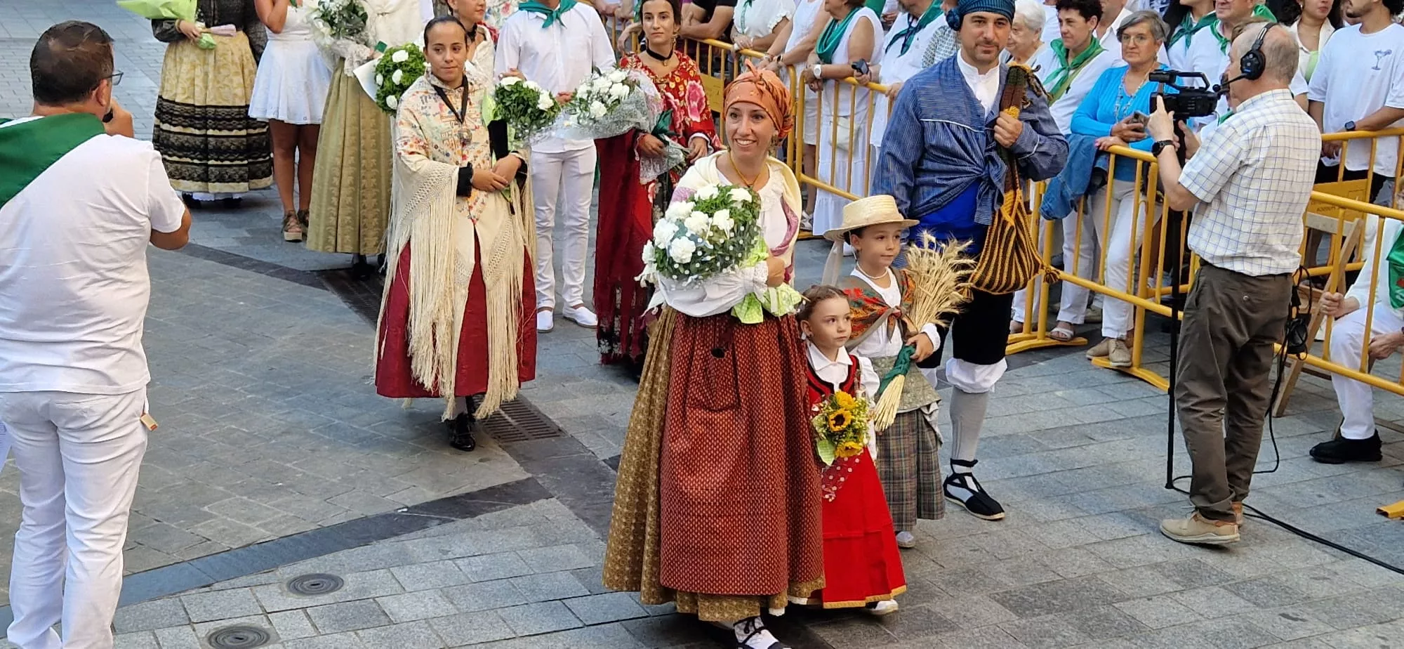 Ofrenda de Flores y Frutos a San Lorenzo. Fotos Myriam Martínez