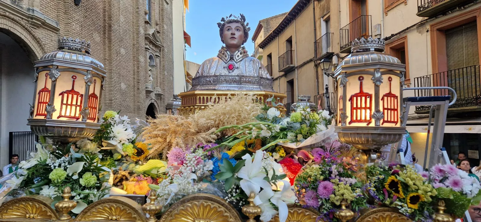 Ofrenda de Flores y Frutos a San Lorenzo. Fotos Myriam Martínez