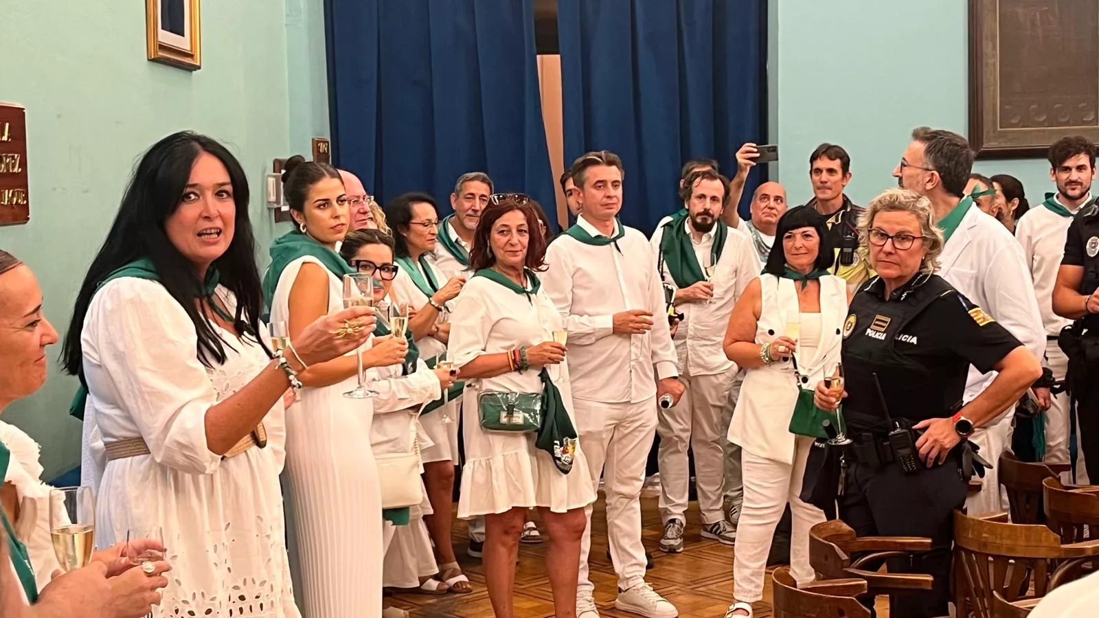 Brindis en el final de las fiestas de San Lorenzo 2024. Foto Mercedes Manterola