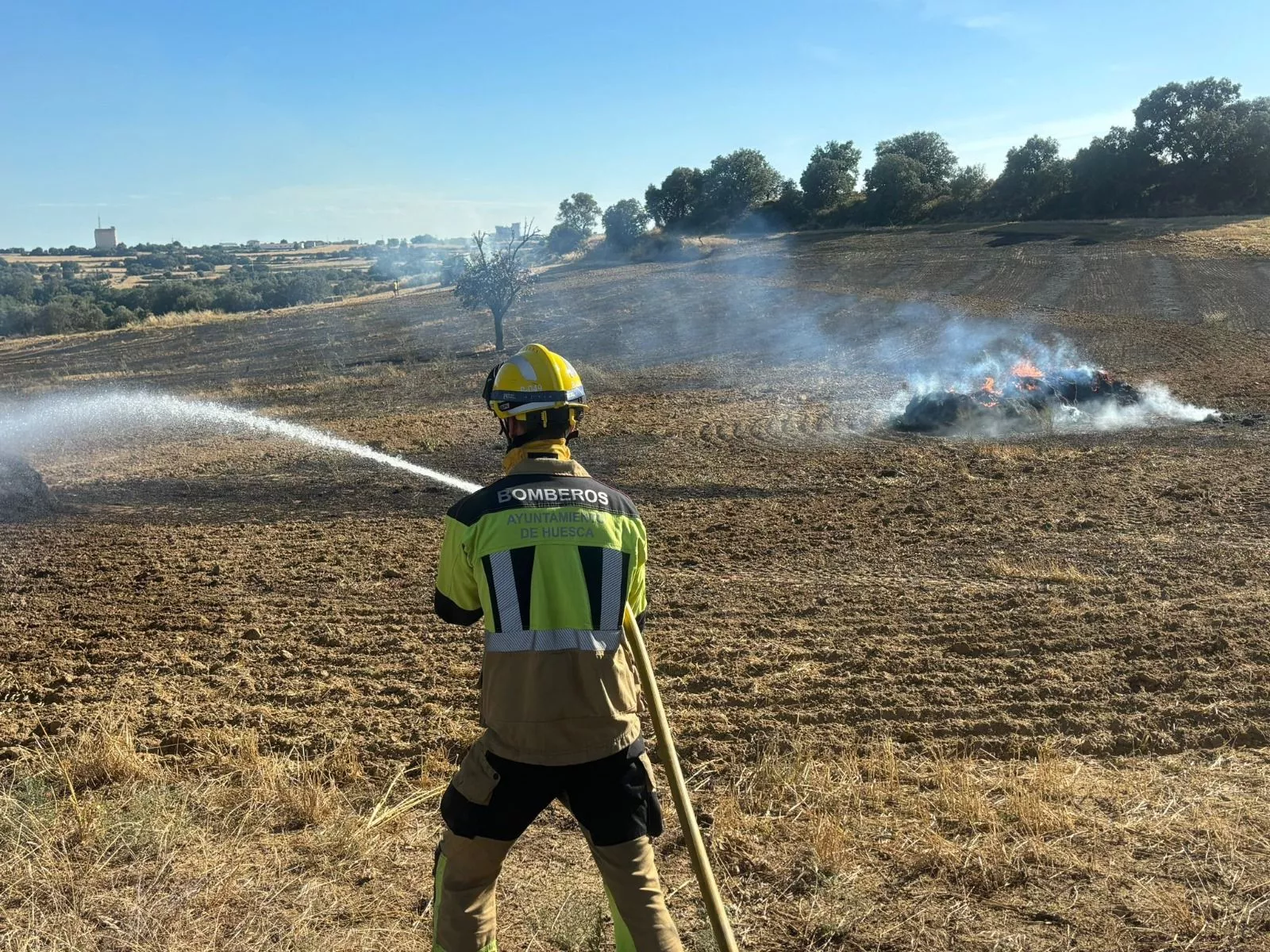 Los Bomberos de Huesca han actuado con celeridad. Los Bomberos de Huesca han actuado con celeridad.