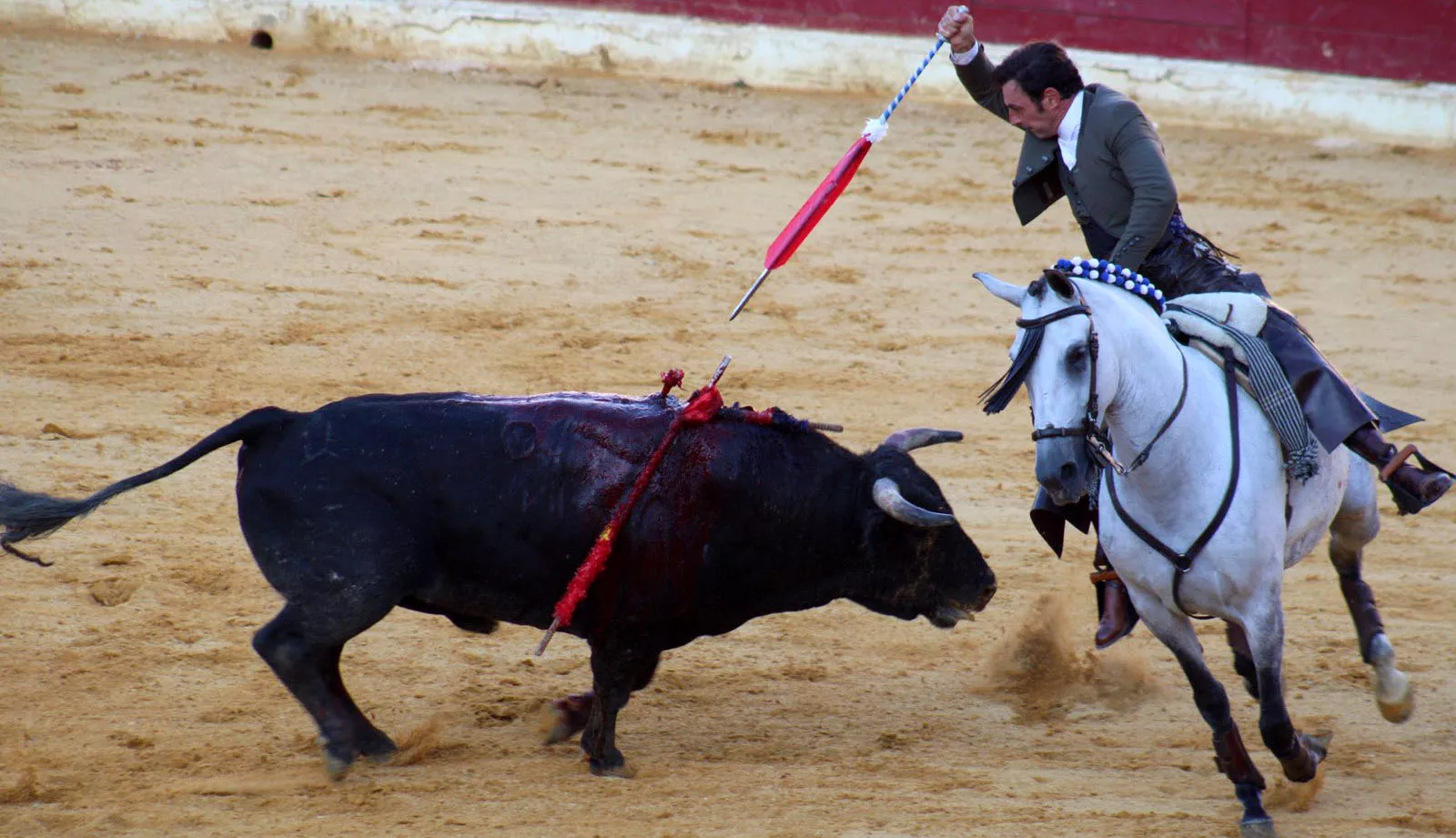 Corrida de rejones en San Lorenzo. Foto Marina DePlacido Sampietro