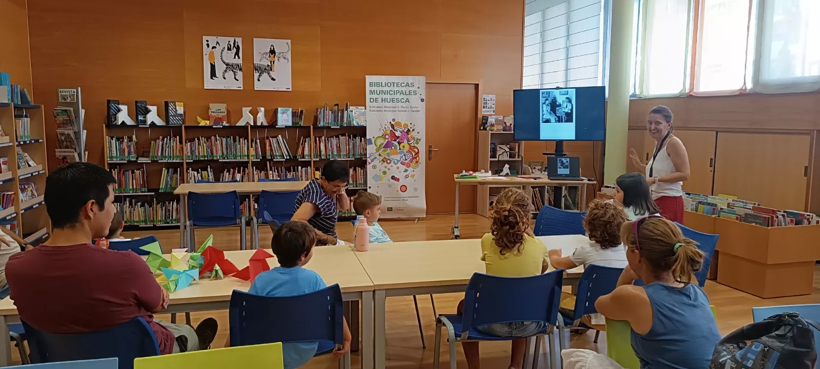 Taller de papiroflexia en las bibliotecas municipales de Huesca