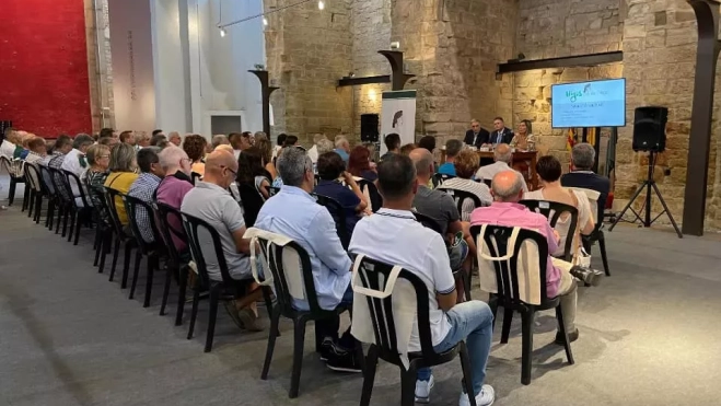 Asistentes a la presentación de la recuperación de la histórica marca Higos de Fraga. Asistentes a la presentación de la recuperación de la histórica marca Higos de Fraga.