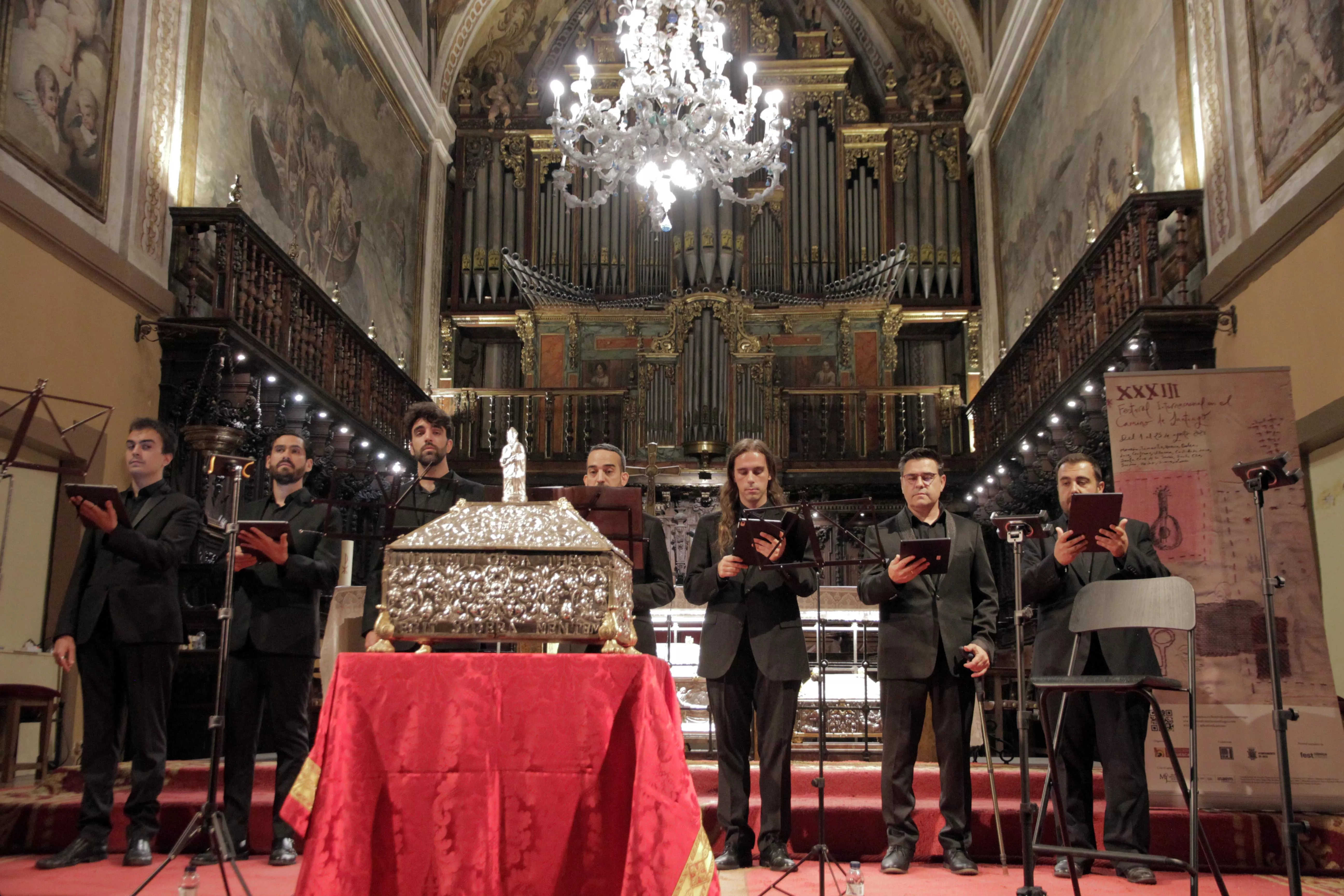 Schola Cantorum Paradisi Portae en la Catedral de Jaca