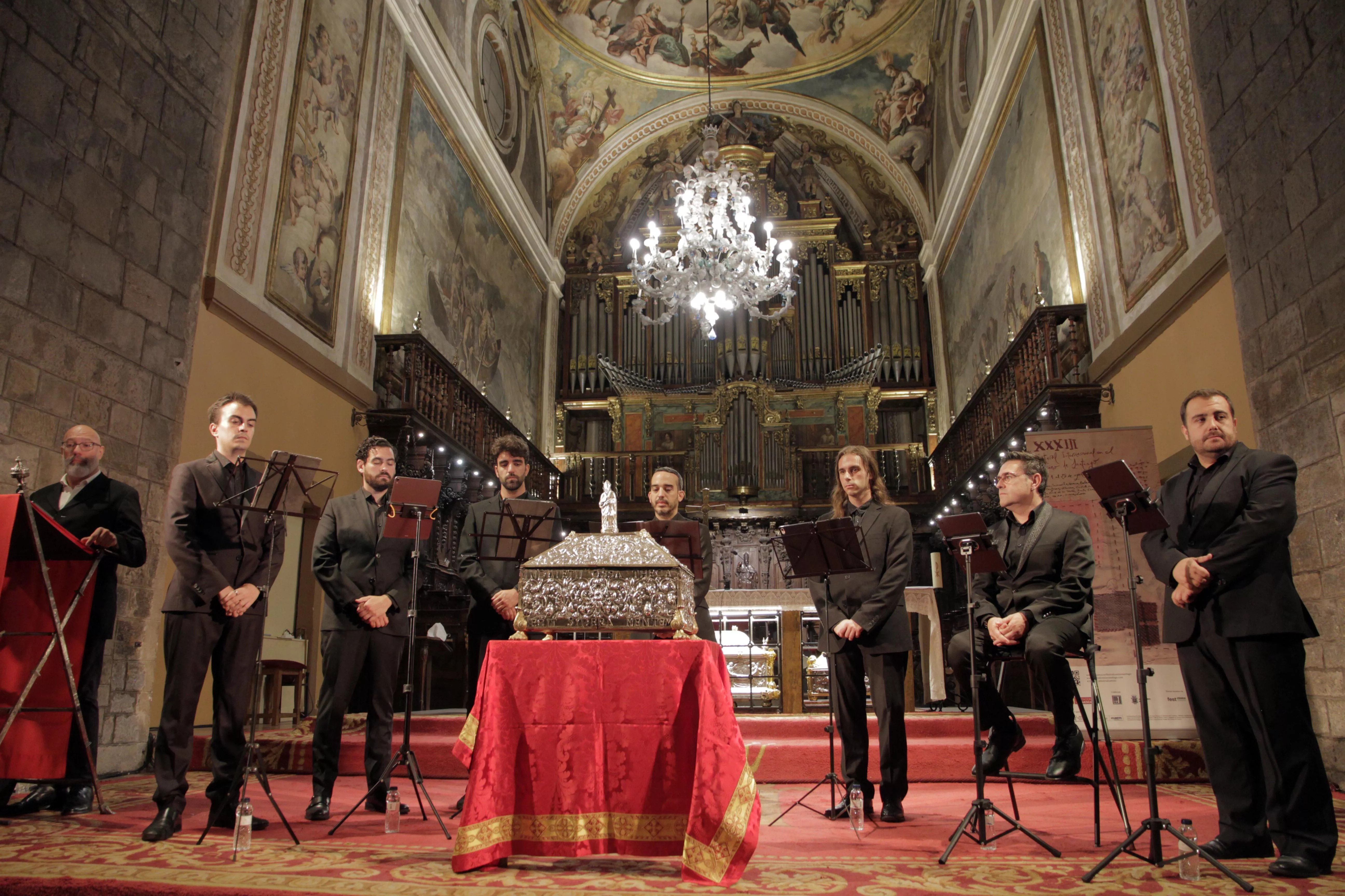 Schola Cantorum Paradisi Portae en la Catedral de Jaca