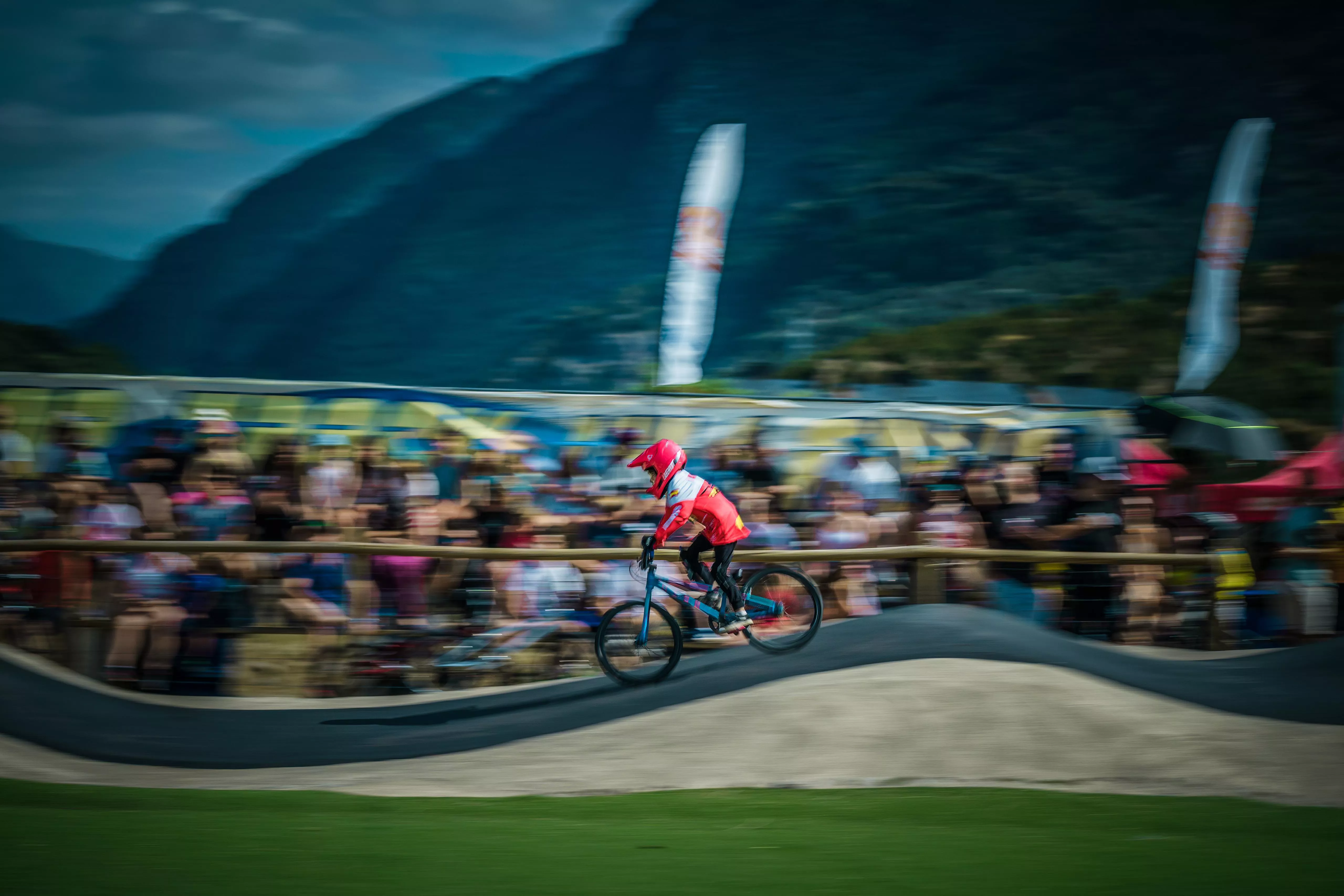 Campeonato de Pumptrack en Villanúa. Foto Turismo Villanúa-Yhabril Moro