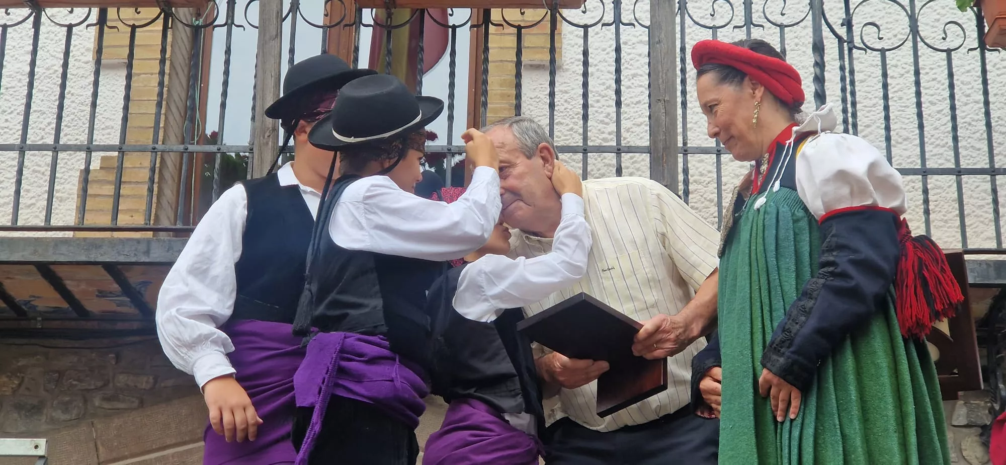 Día de Exaltación del Traje Típico Ansotano. Foto Myriam Martínez