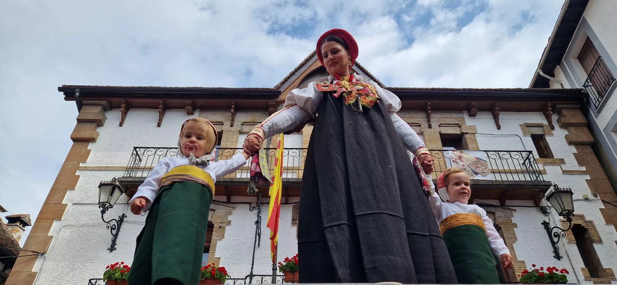 Día de Exaltación del Traje Típico Ansotano. Foto Myriam Martínez