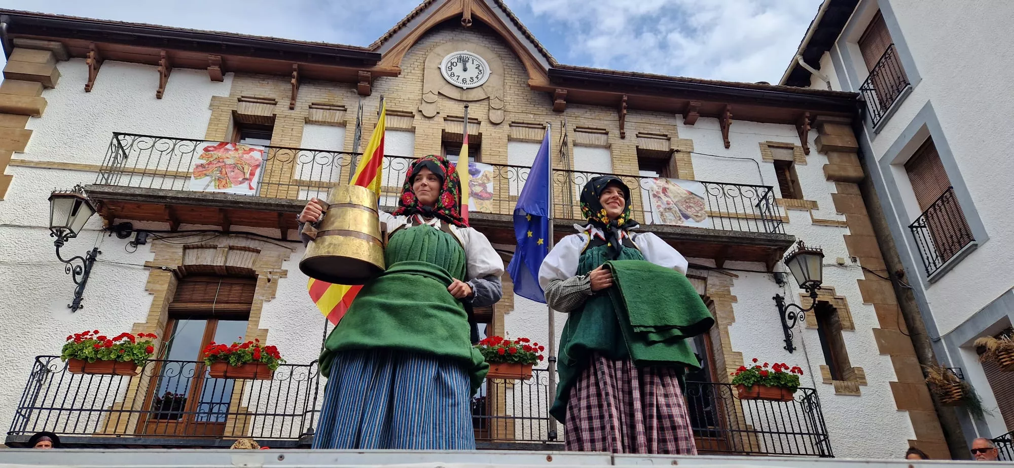 Día de Exaltación del Traje Típico Ansotano. Foto Myriam Martínez