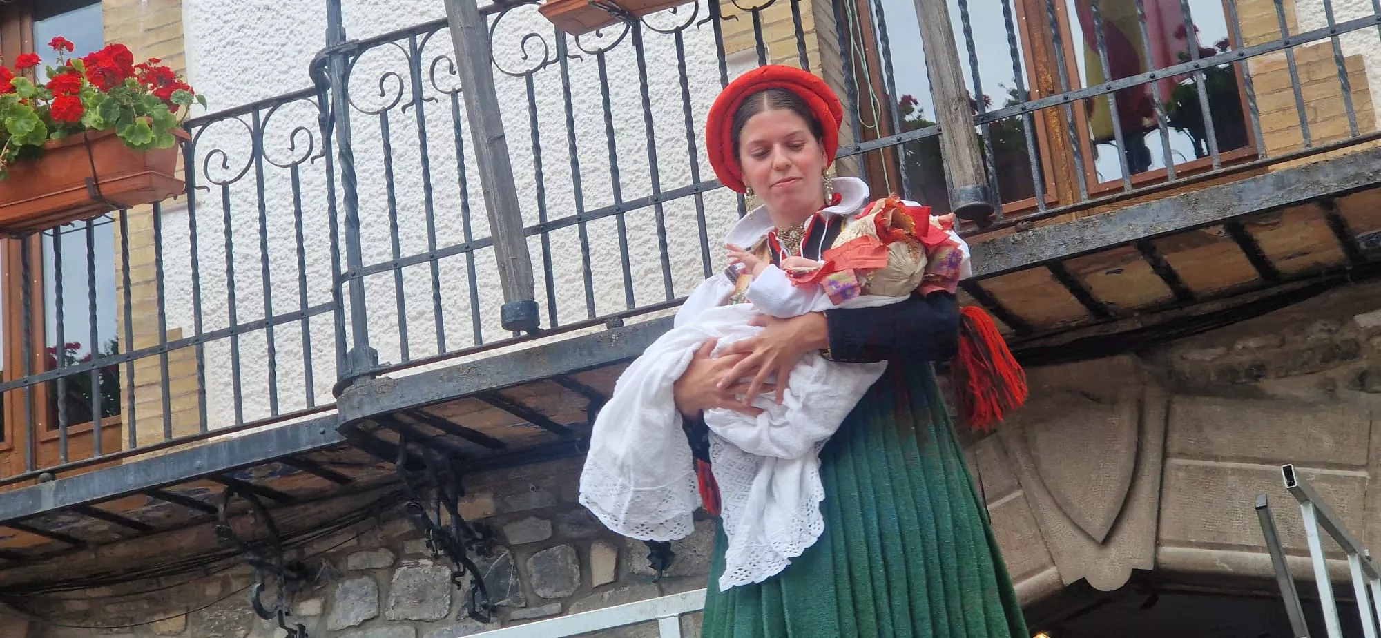 Día de Exaltación del Traje Típico Ansotano. Foto Myriam Martínez