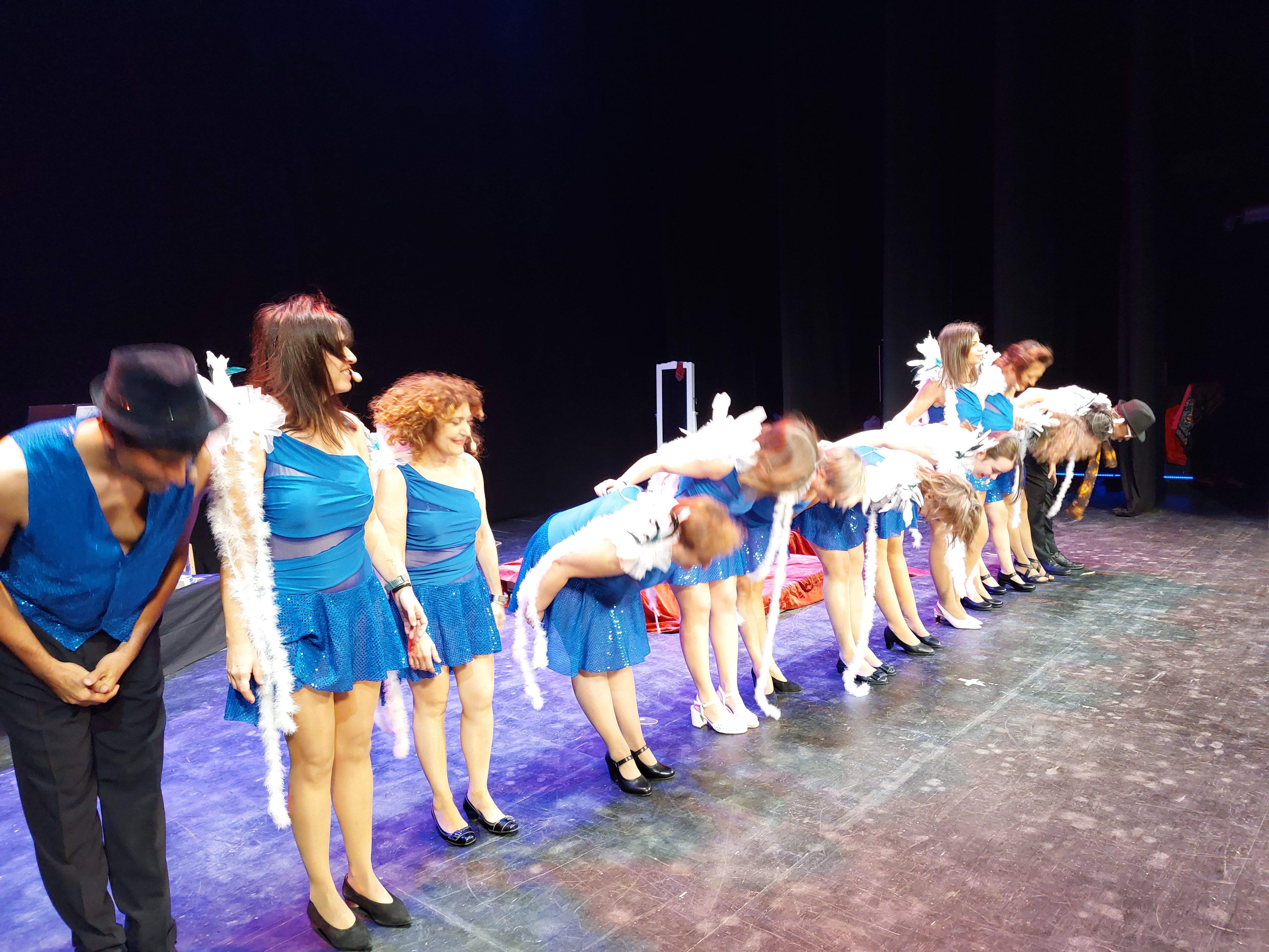 El Club 90 y Kandelikas, protagonistas ante un Olimpia abarrotado.