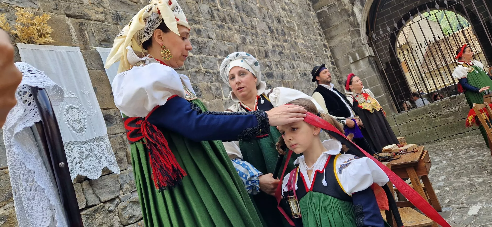 Día de Exaltación del Traje Típico Ansotano. Foto Myriam Martínez