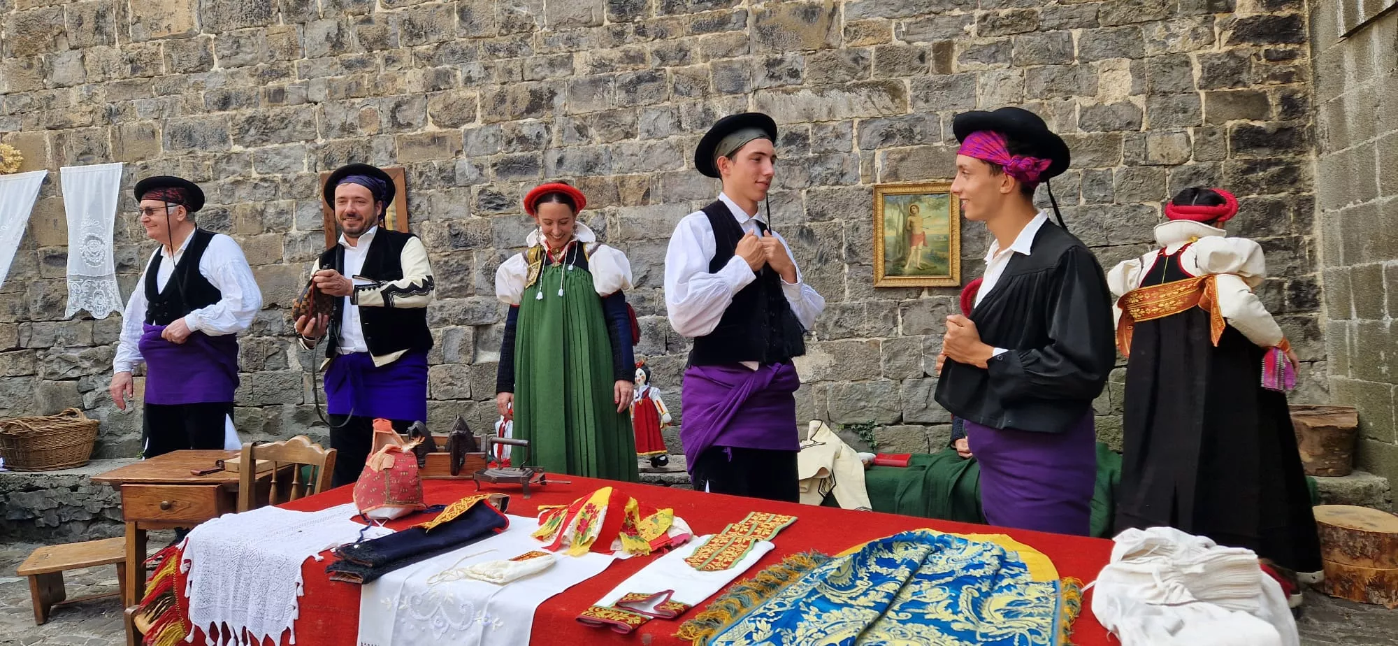 Día de Exaltación del Traje Típico Ansotano. Foto Myriam Martínez
