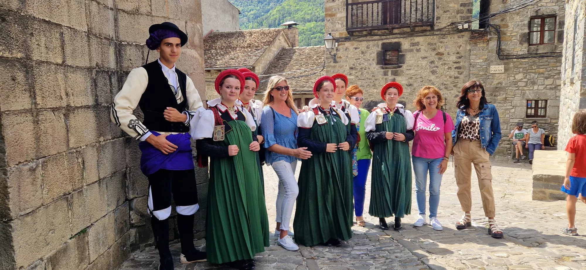 Día de Exaltación del Traje Típico Ansotano. Foto Myriam Martínez