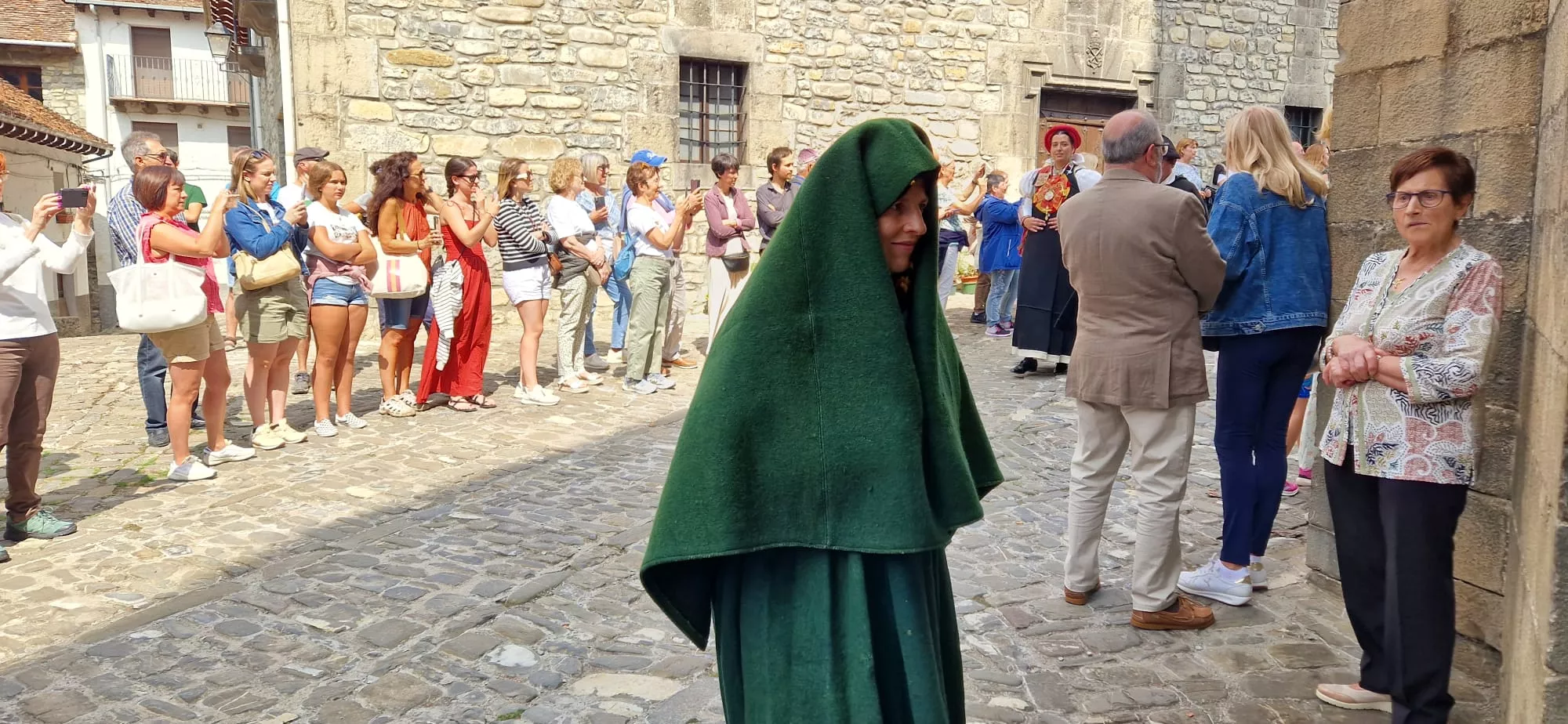 Día de Exaltación del Traje Típico Ansotano. Foto Myriam Martínez