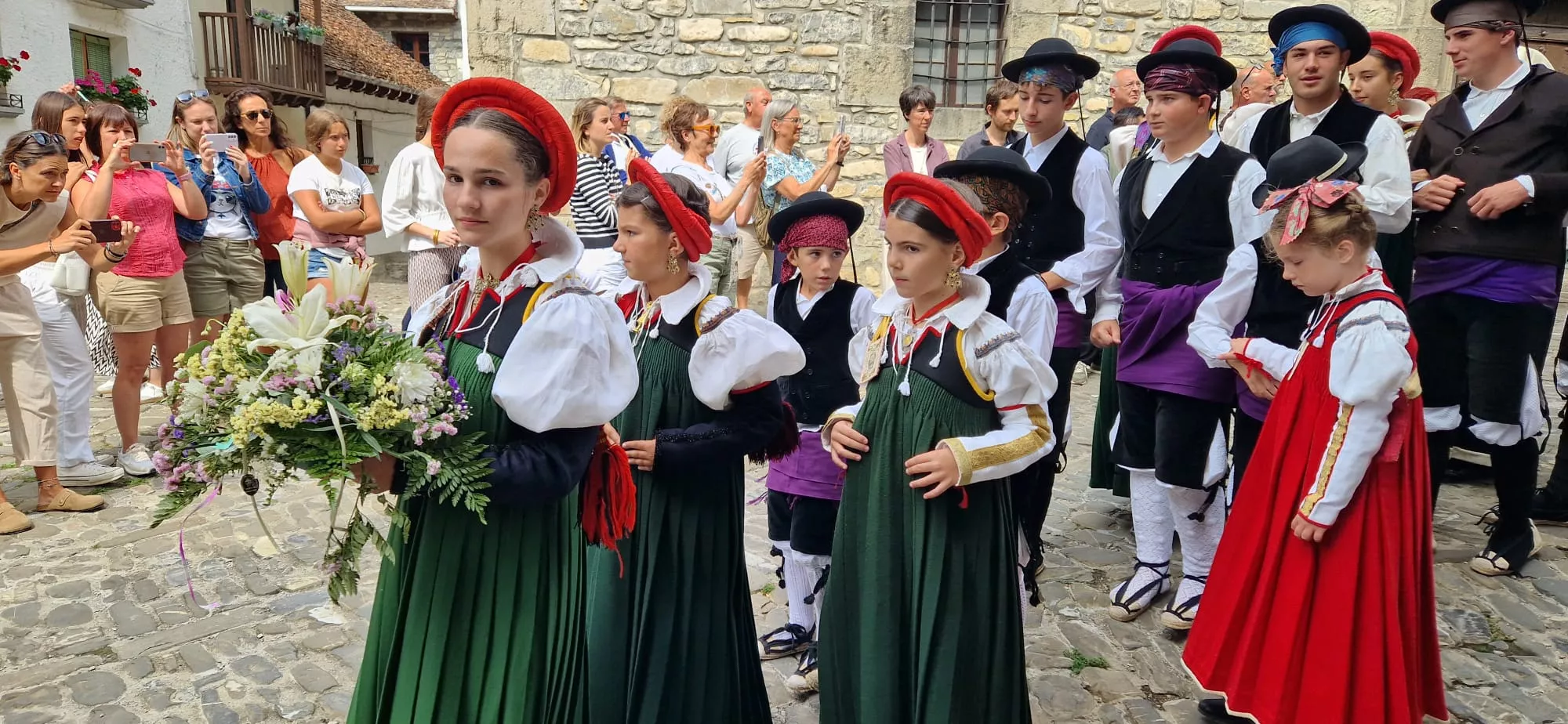 Imagen de la pasada edición del Día del Traje Típico Ansotano. Foto Myriam Martínez