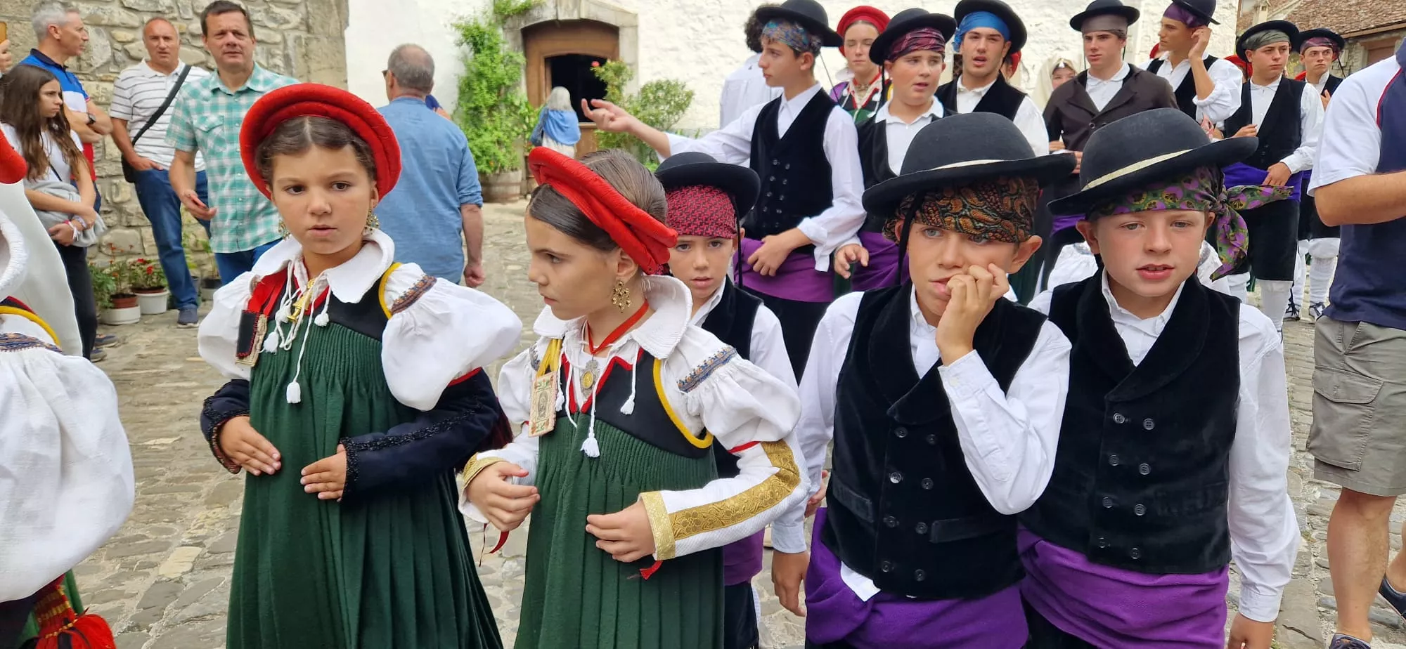 Día de Exaltación del Traje Típico Ansotano. Foto Myriam Martínez