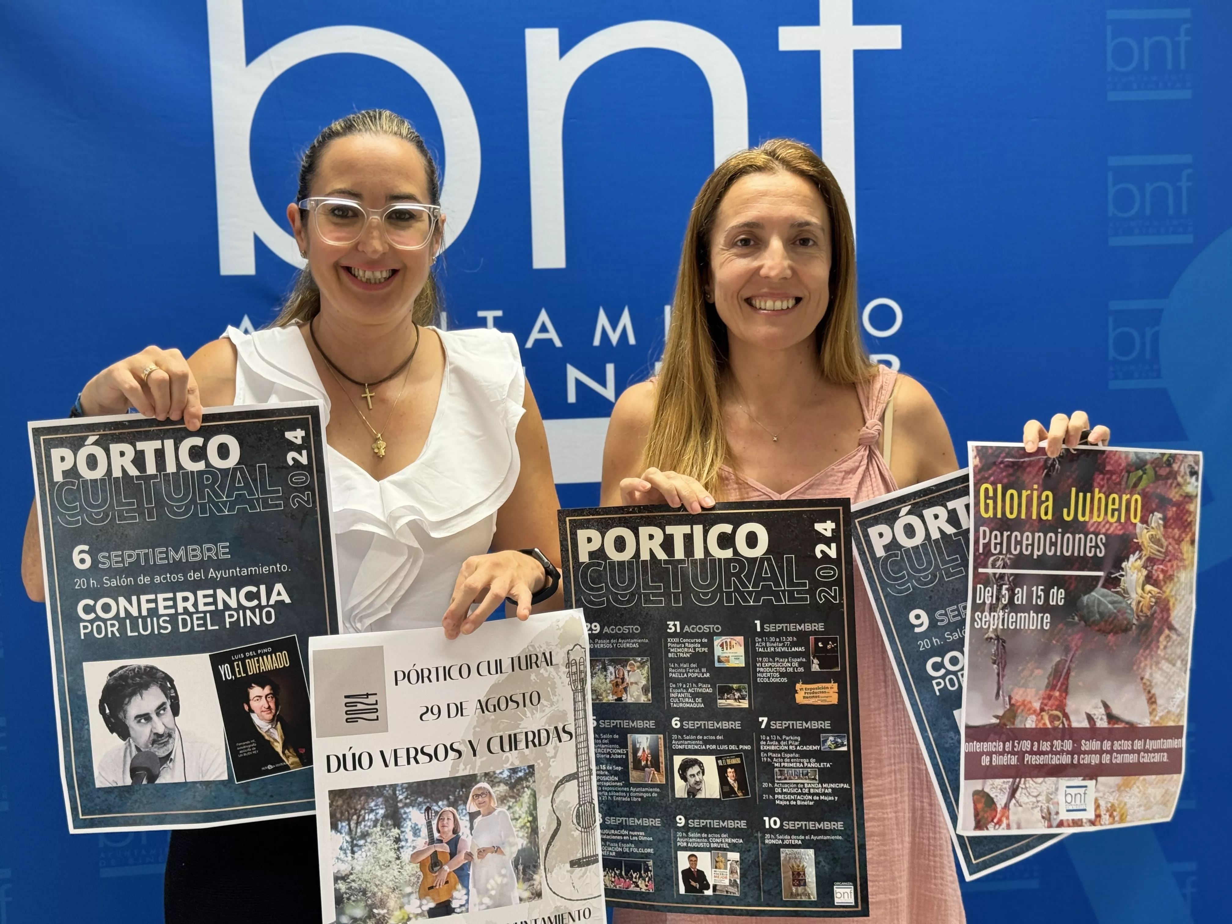 Laura Baquero y Beatriz Oliván han presentado el Pórtico Cultural de Binéfar 2024.