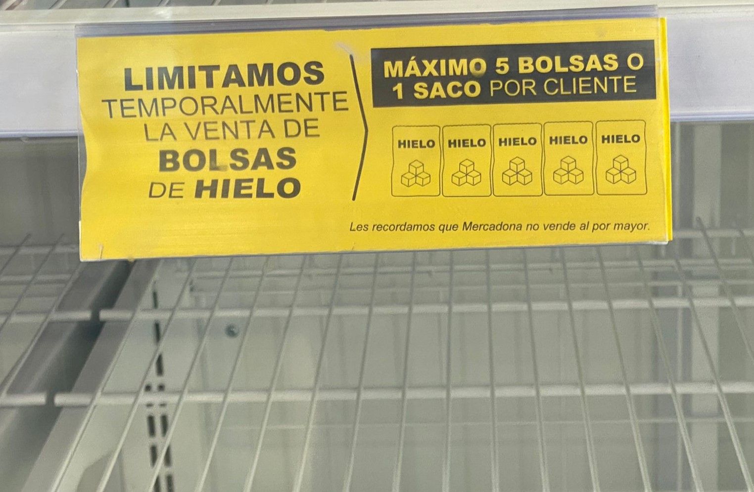 Algunas grandes cadenas han limitado la compra de unidades de hielo