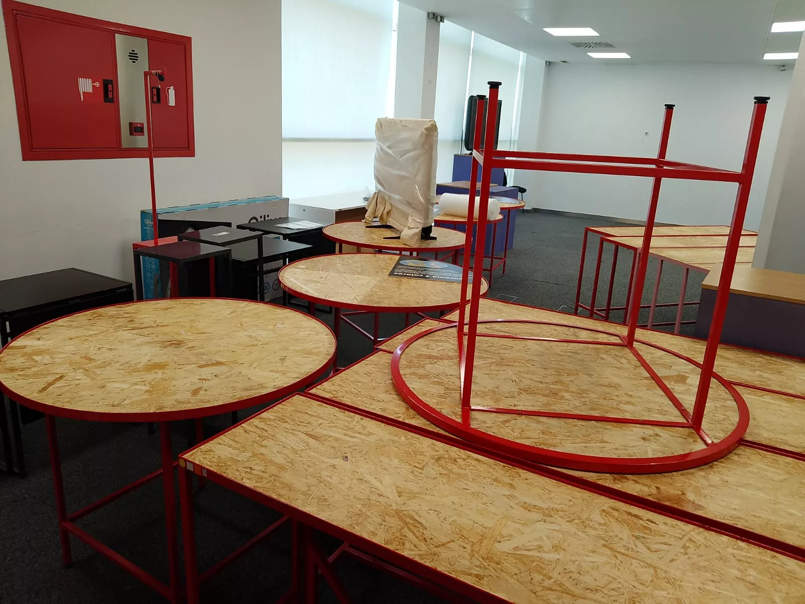 Desmontaje del Museo de las Matemáticas. Desmontaje del Museo de las Matemáticas.