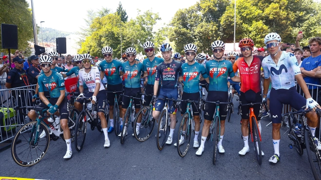 GWJoR9jXMAAiIzO GWJoR9jXMAAiIzO