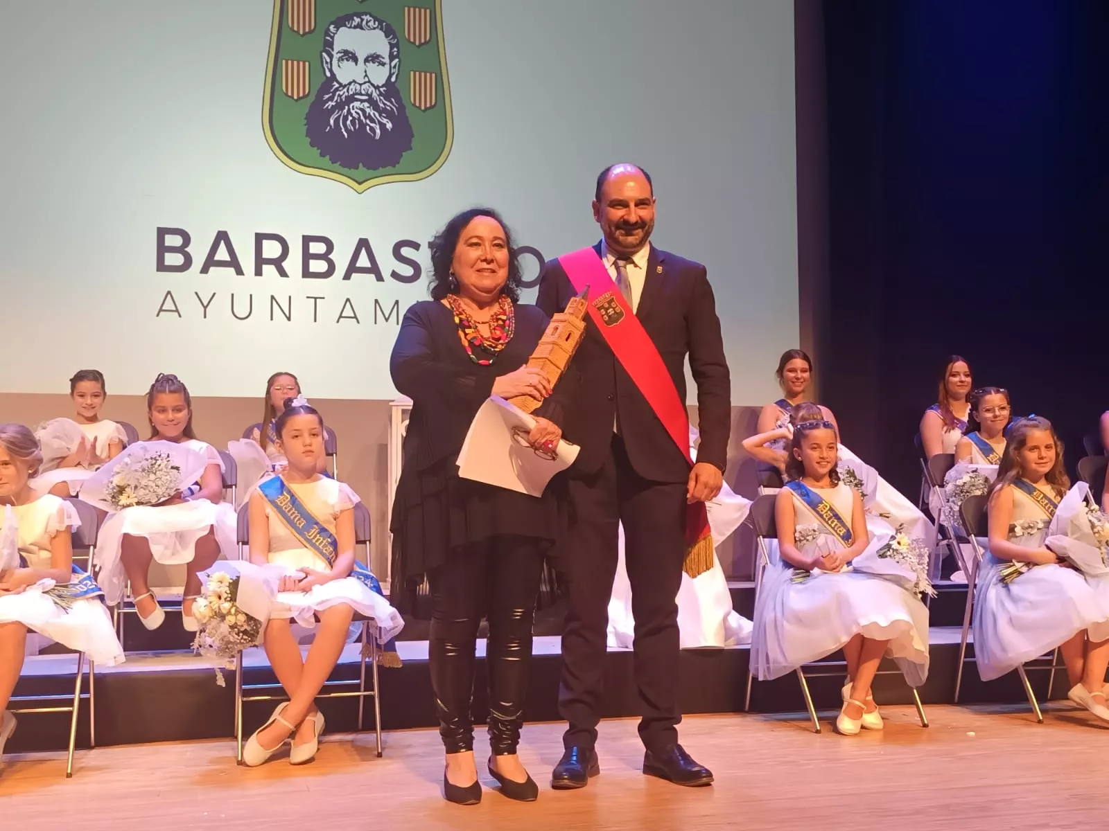 Presentación de Damas Mayores e Infantiles y pregón en Barbastro