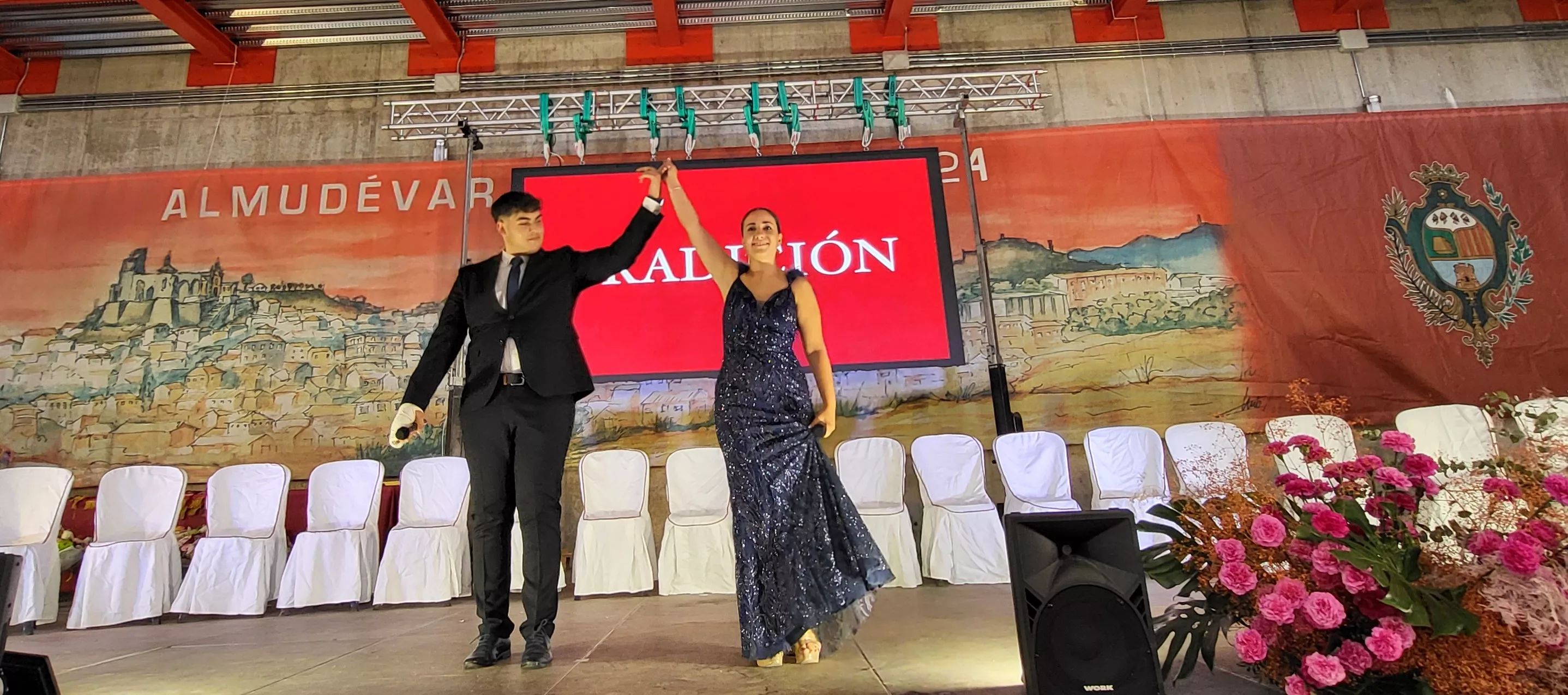 Presentación de las mairalesas y quintos y quintas de Almudévar 2024. Foto Mercedes Manterola