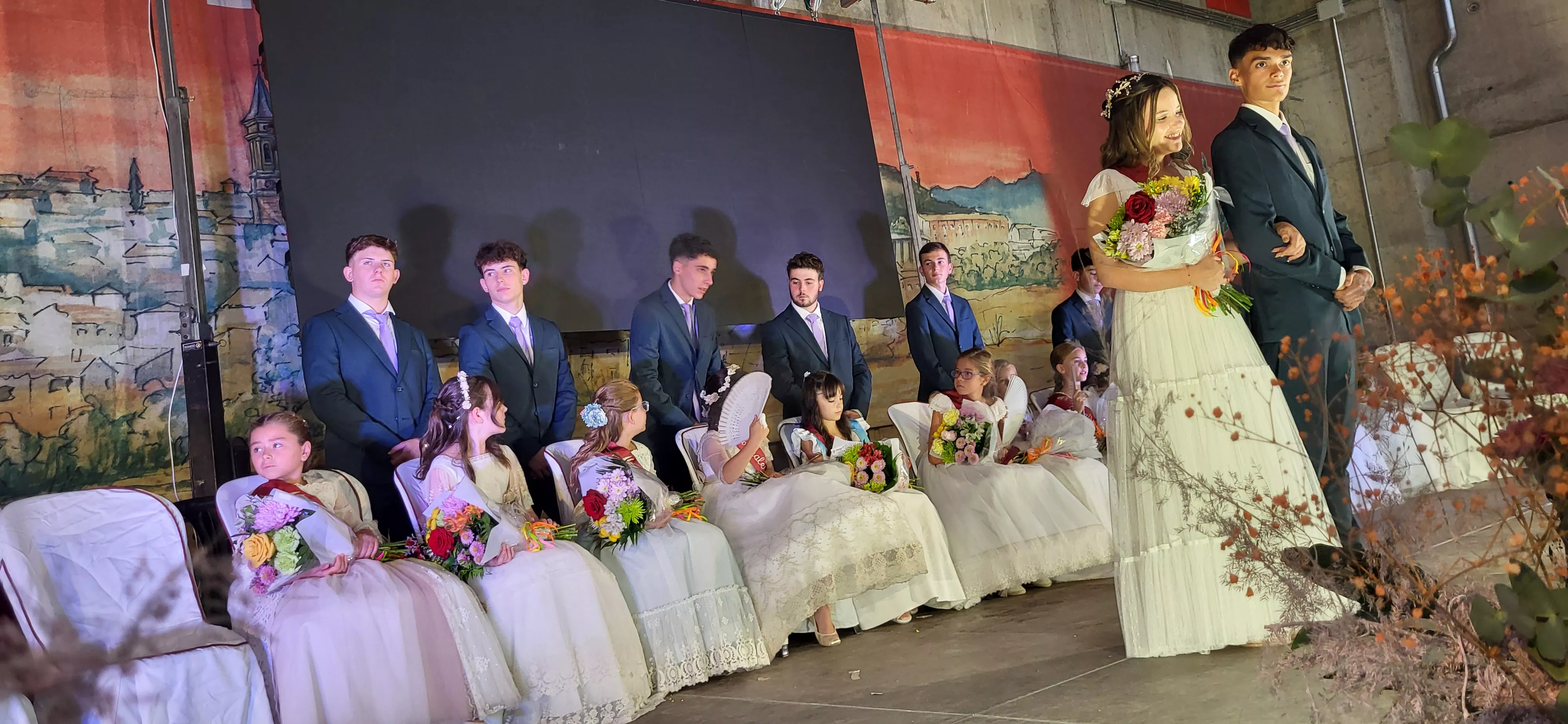 Presentación de las mairalesas y quintos y quintas de Almudévar 2024. Foto Mercedes Manterola