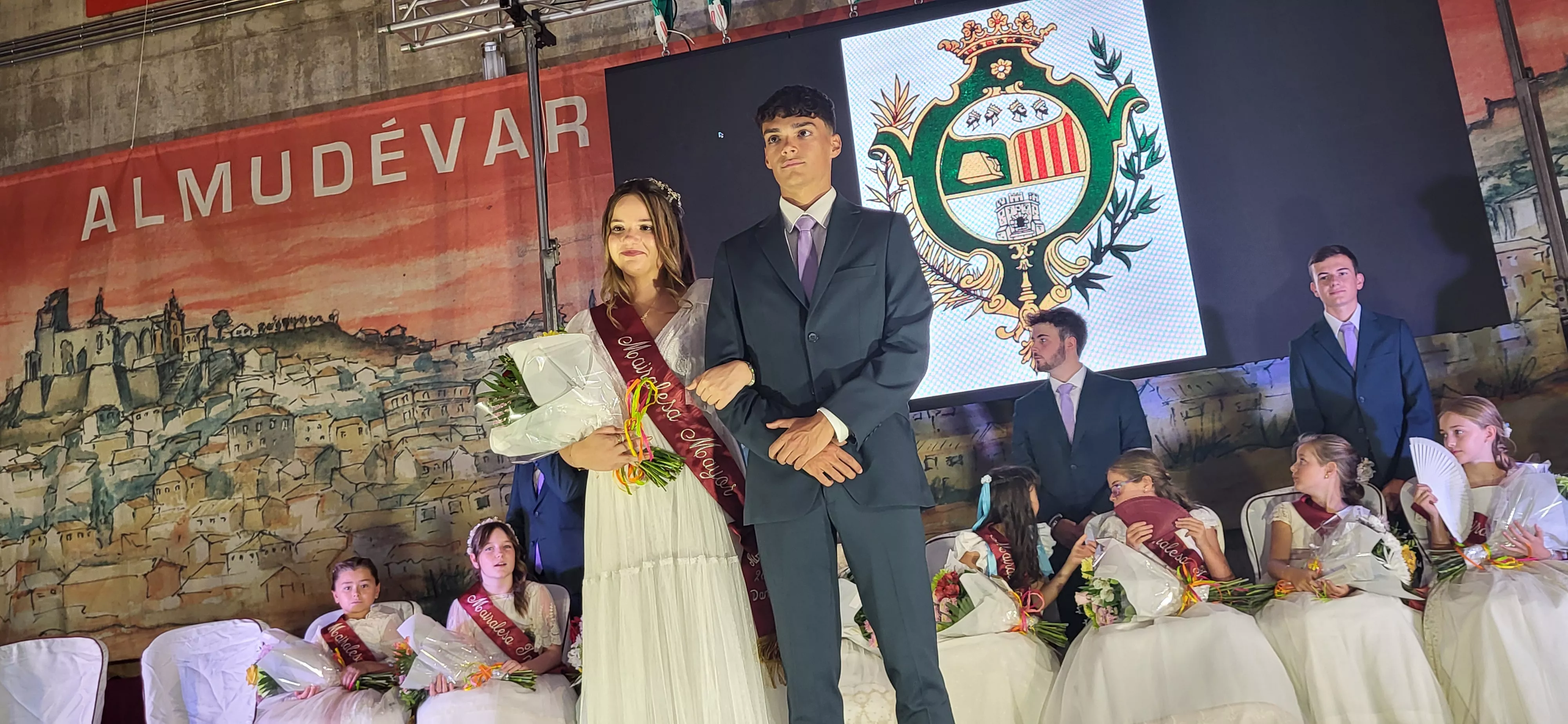 Presentación de las mairalesas y quintos y quintas de Almudévar 2024. Foto Mercedes Manterola