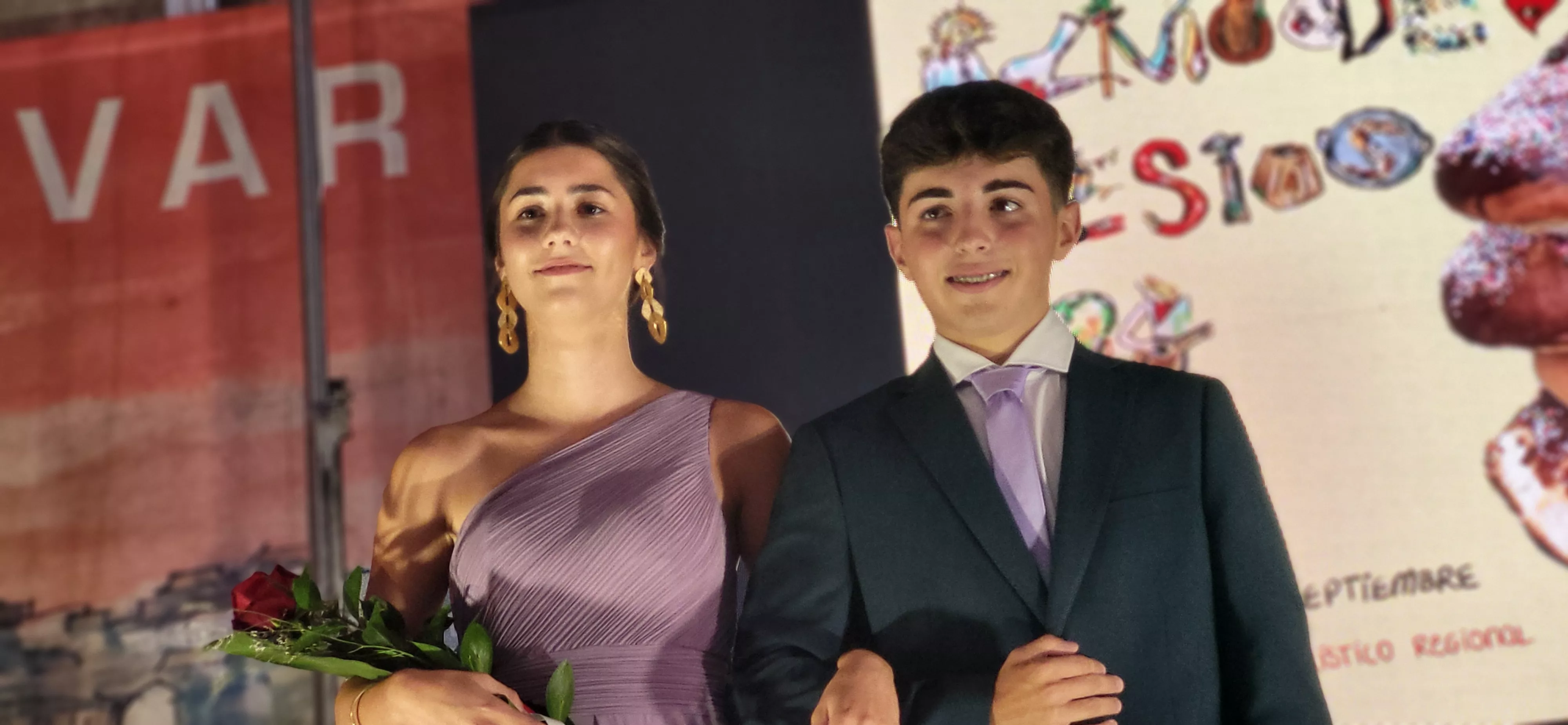 Presentación de las mairalesas y quintos y quintas de Almudévar 2024. Foto Mercedes Manterola