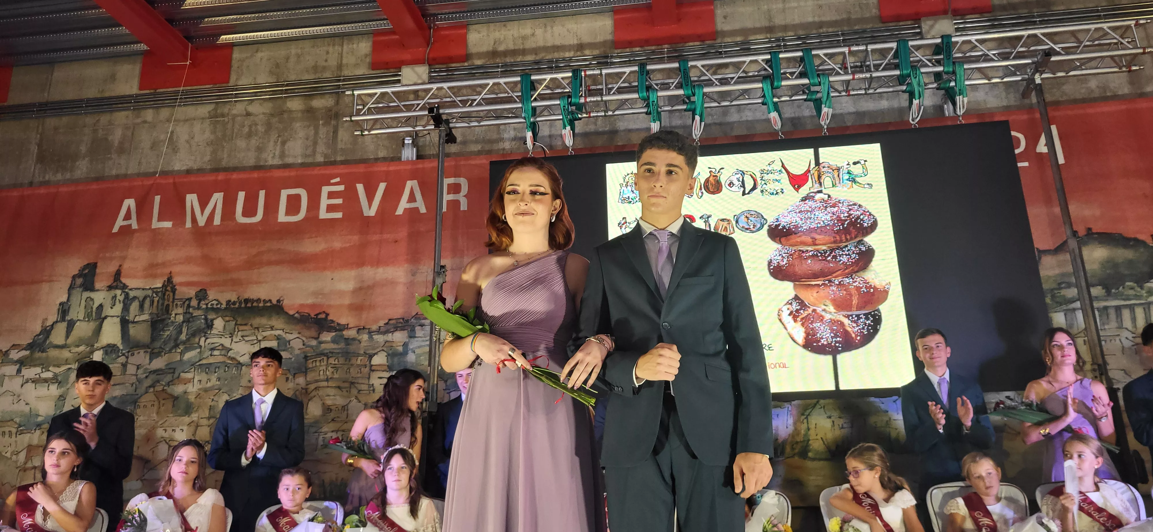 Presentación de las mairalesas y quintos y quintas de Almudévar 2024. Foto Mercedes Manterola