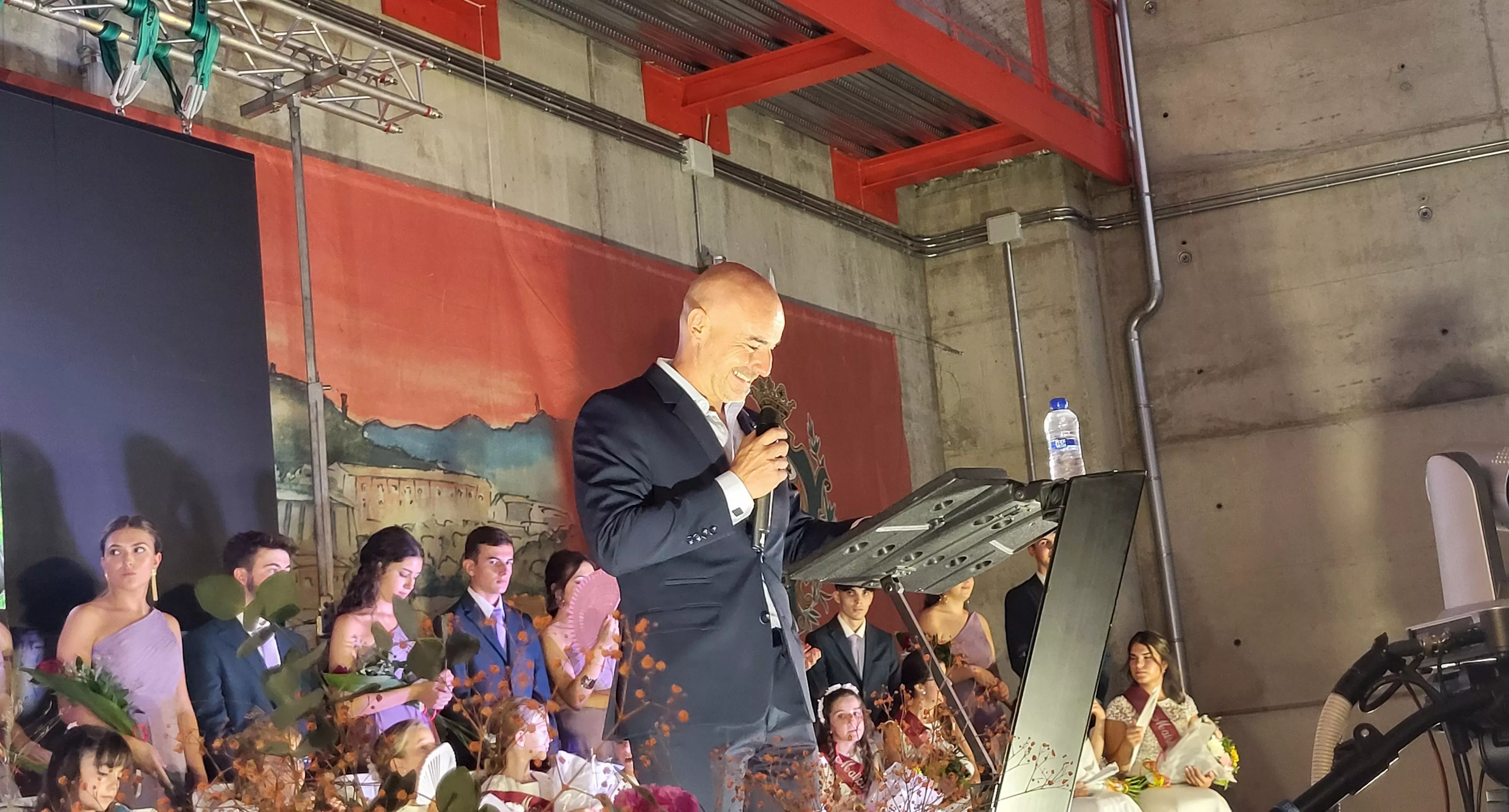 Presentación de las mairalesas y quintos y quintas de Almudévar 2024. Foto Mercedes Manterola