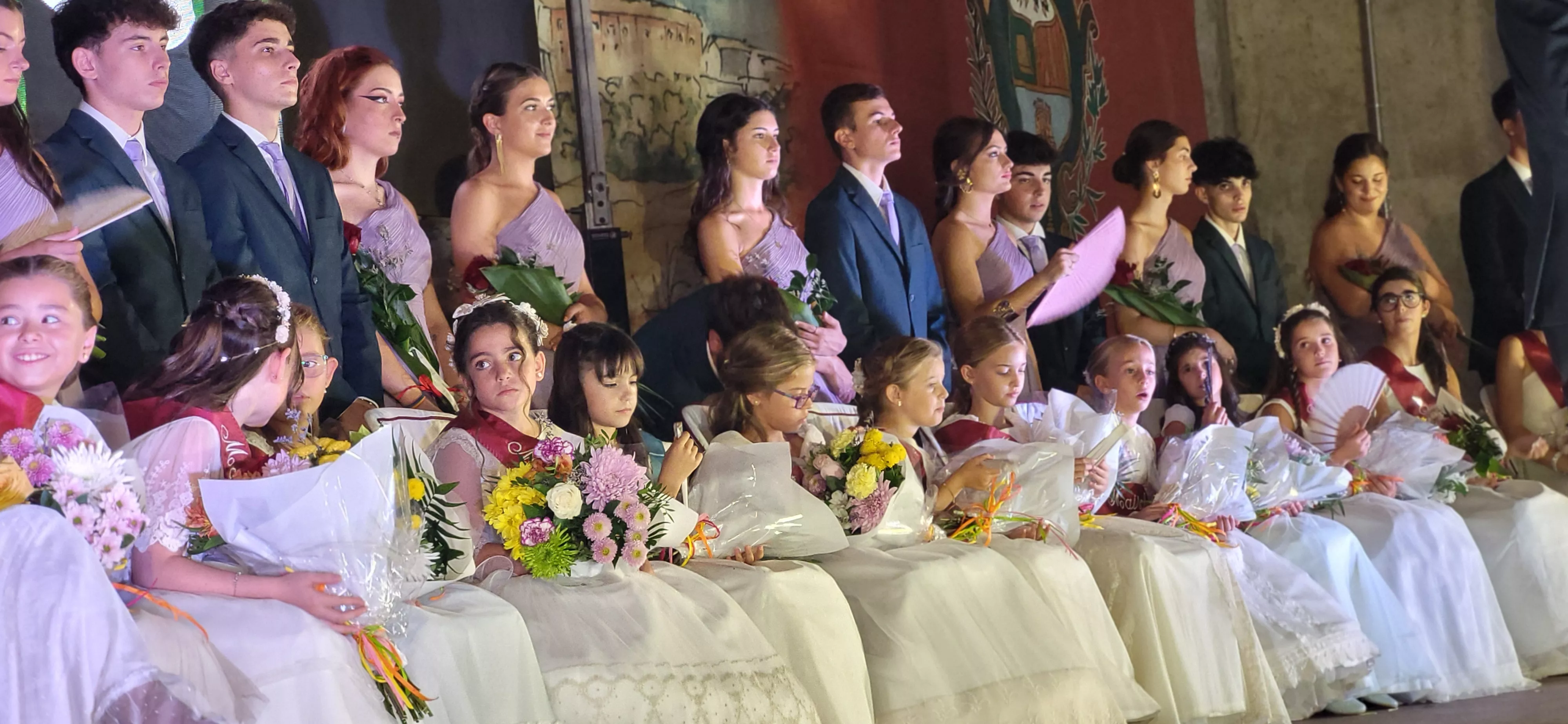 Presentación de las mairalesas y quintos y quintas de Almudévar 2024. Foto Mercedes Manterola