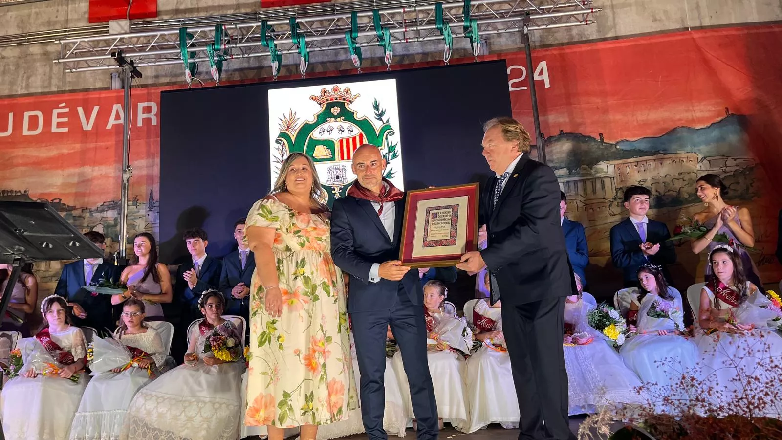 Presentación de las mairalesas y quintos y quintas de Almudévar 2024. Foto Mercedes Manterola