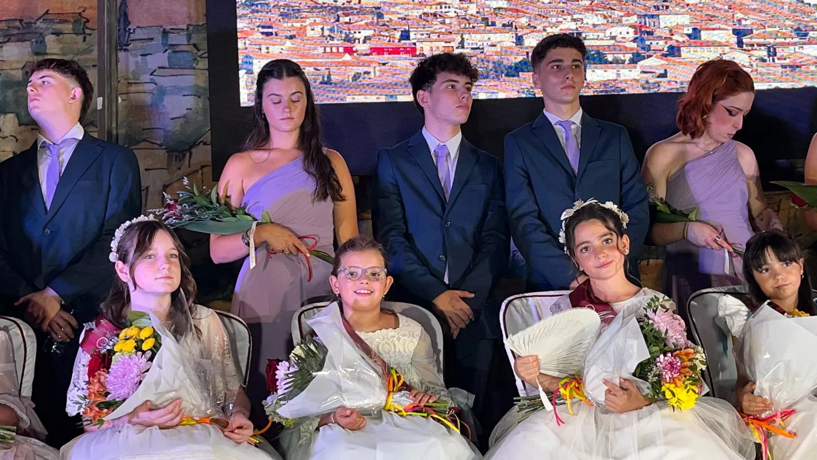 Presentación de las mairalesas y quintos y quintas de Almudévar 2024. Foto Mercedes Manterola